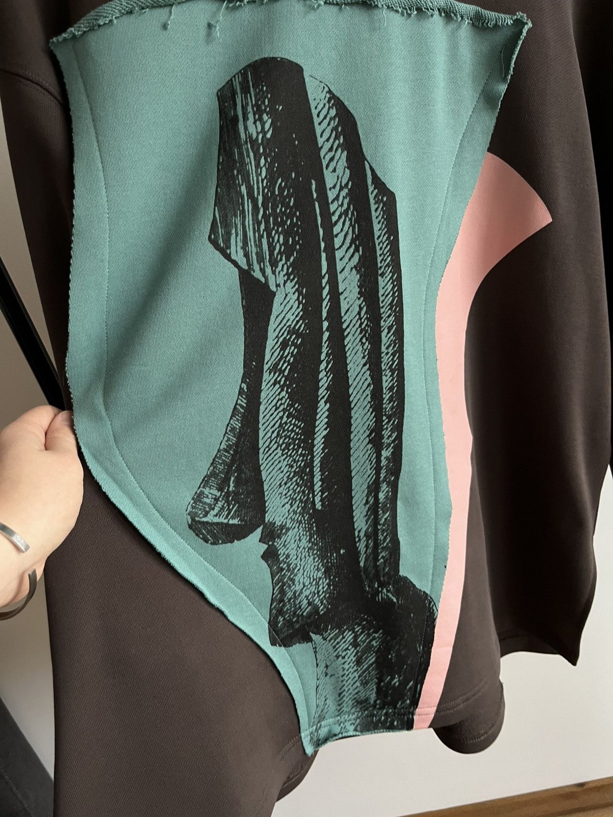 Other Umamiism AW2020 Moai print distressed oversized crewneck Size US L / EU 52-54 / 3 - 7 Thumbnail