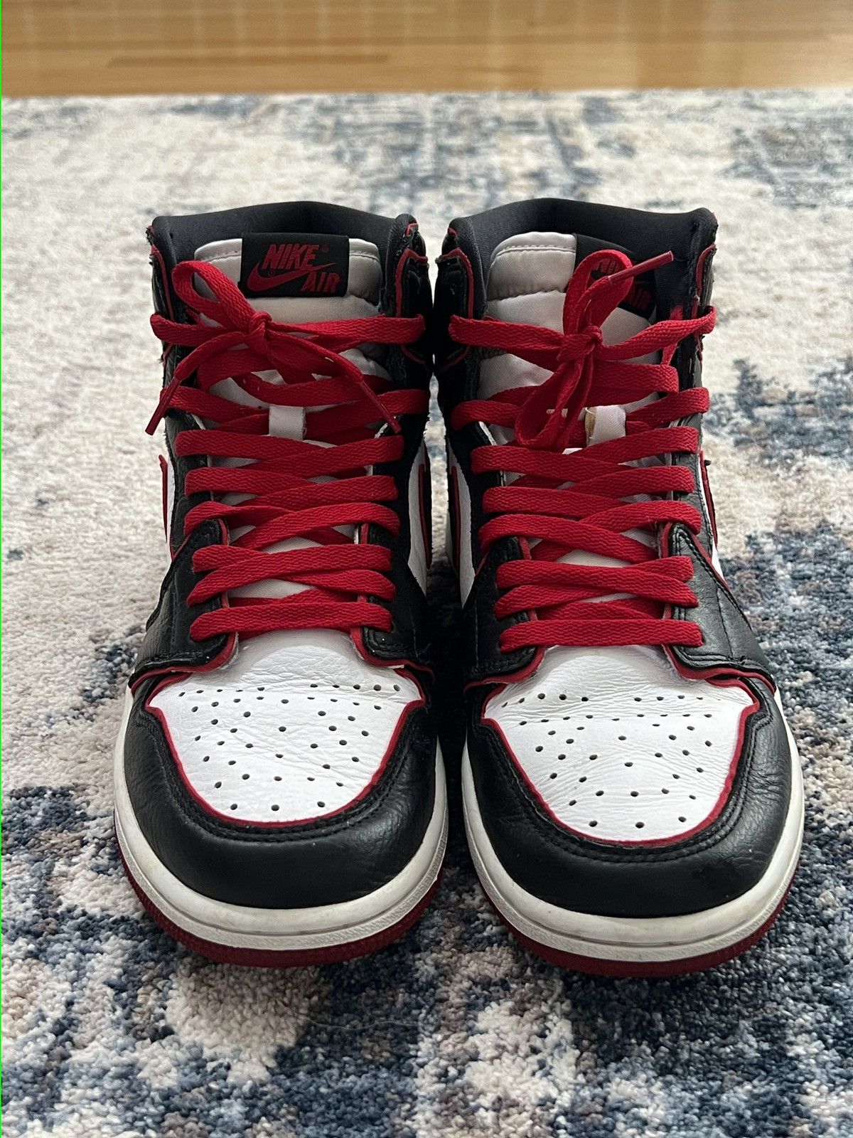 Jordan Brand Nike Air Jordan Retro 1 High OG Bloodline Size US 9 / EU 42 - 6 Thumbnail