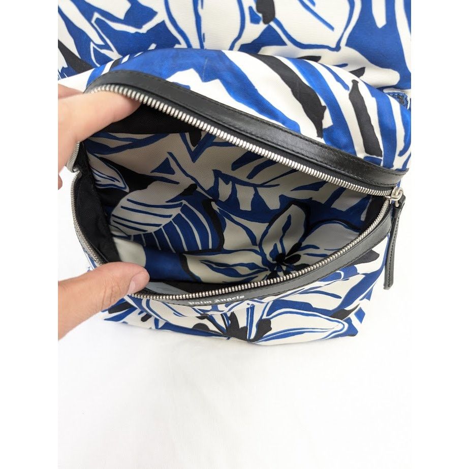 Palm Angels o1rshd1 Size: OS / Macro Hibiscus Backpack in Blue/Off White Size ONE SIZE - 6 Thumbnail