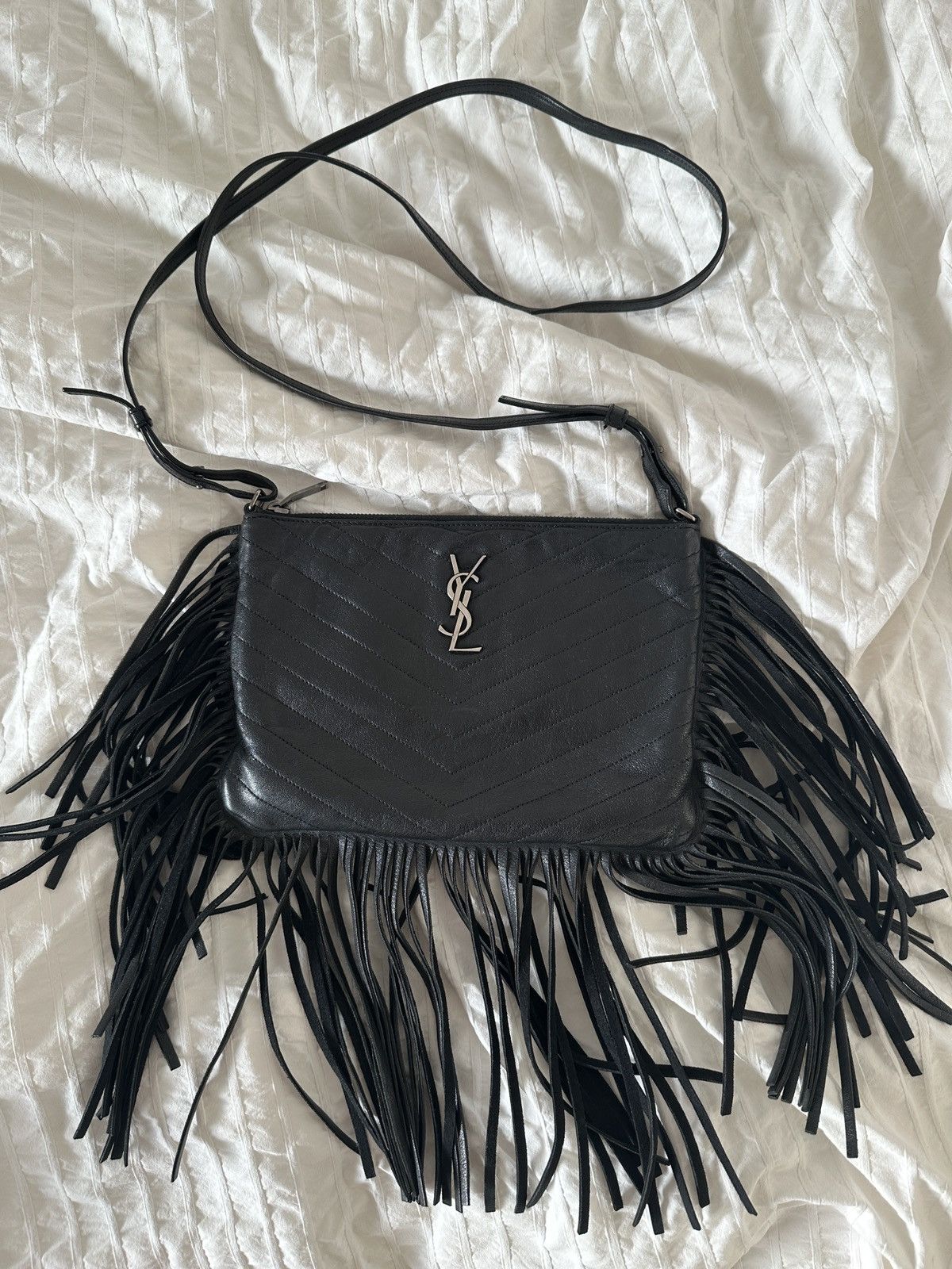 Yves Saint Laurent Saint Laurent black fringe crossbody bag Size ONE SIZE - 1 Thumbnail