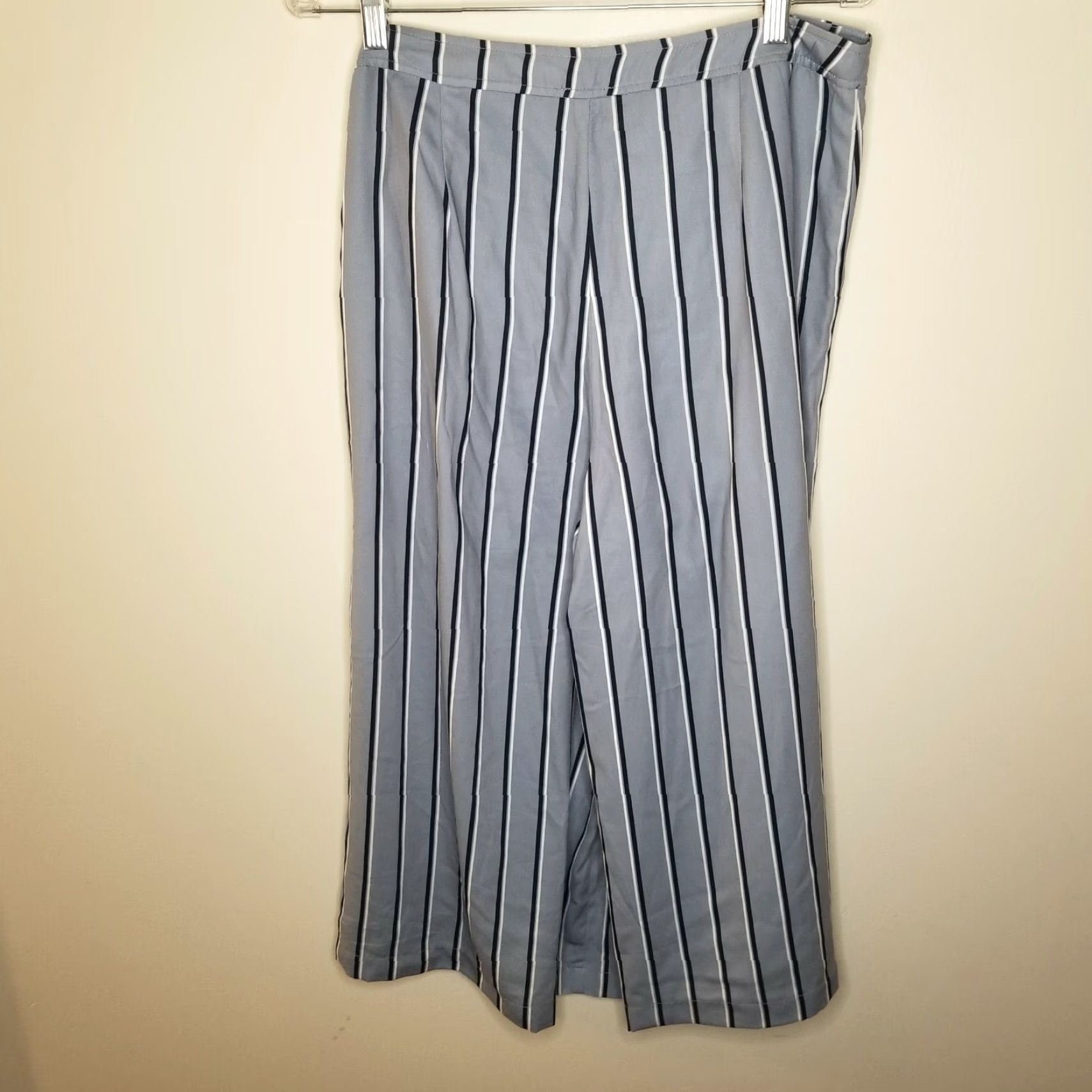 Vintage VINTAGE? Wait, J.O.A. brand not vintage. Use: J.O.A. Just One Answer Womens Pants Blue Striped Flowy XL Size 40" / US 18 - 6 Thumbnail