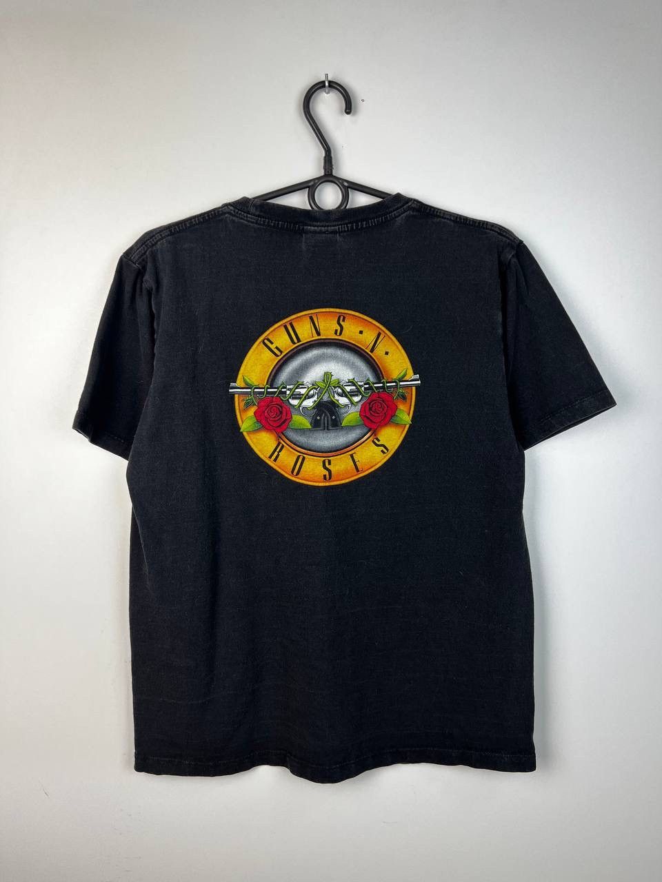 Band Tees Guns N Roses band vintage wmns size M Size US M / EU 48-50 / 2 - 3 Thumbnail