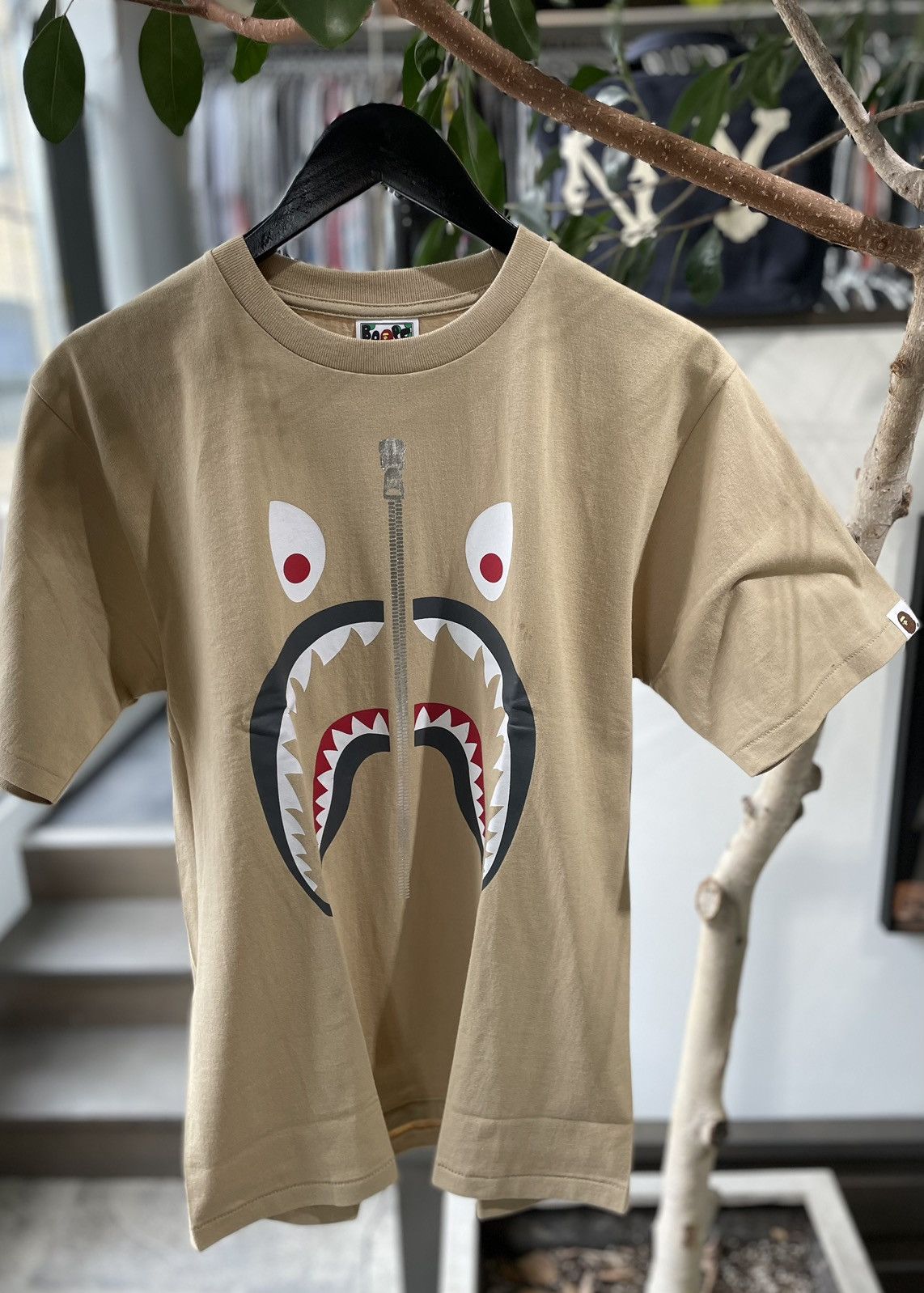 Bape BAPE Mad Shark Tee Beige Size US M / EU 48-50 / 2 - 2 Thumbnail