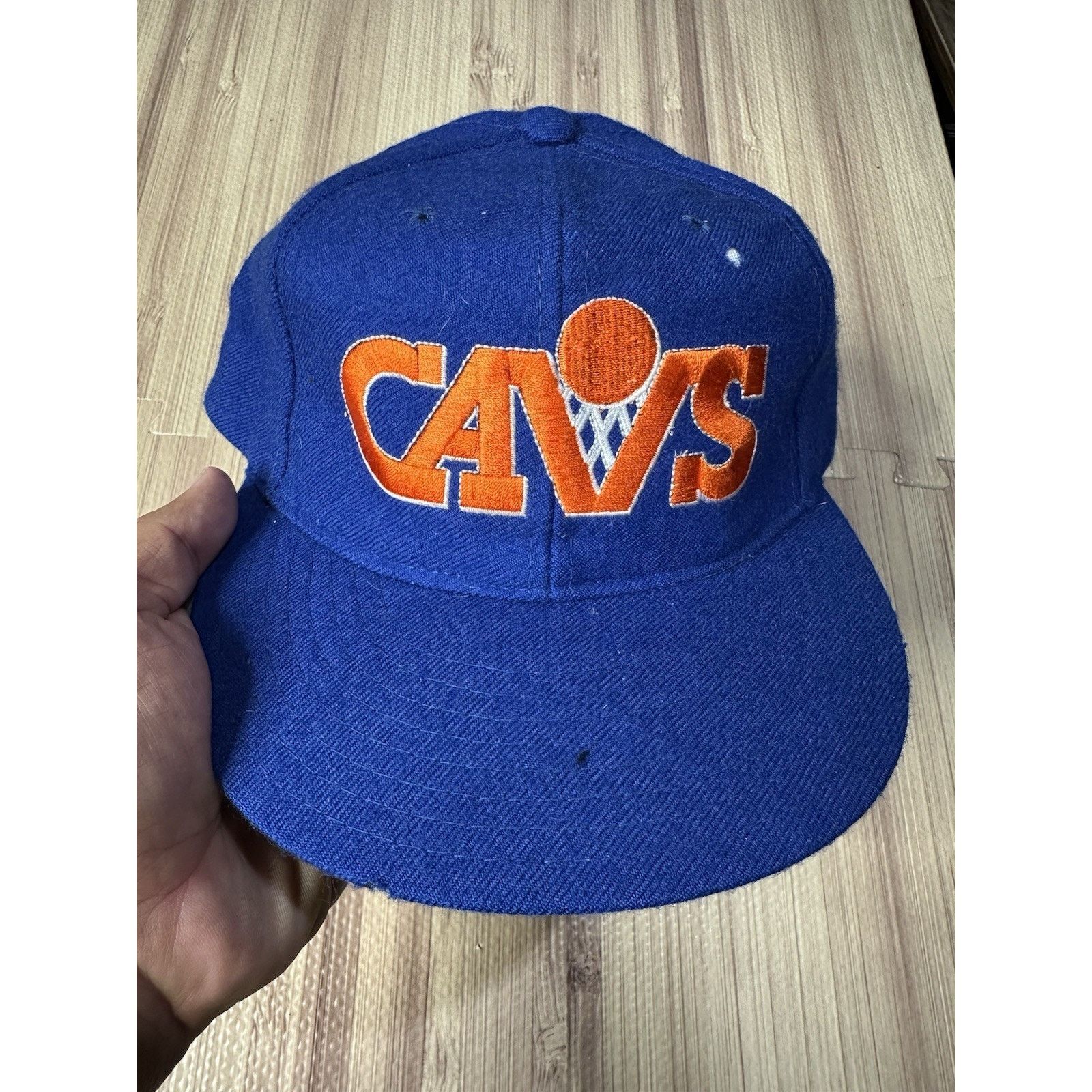 Starter Vintage Cleveland Cavaliers Cavs Starter Snapback Hat Wool Size ONE SIZE - 1 Thumbnail
