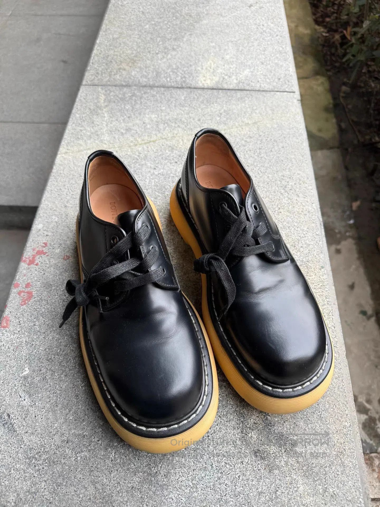 Bottega Veneta Black Leather Lace. Size US 8 / EU 41 - 1 Thumbnail