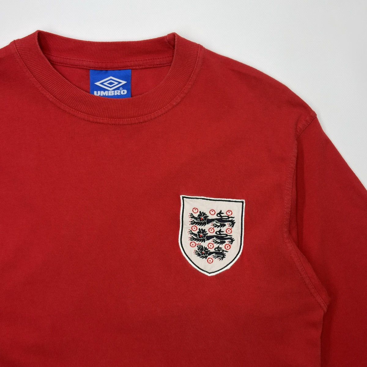 Umbro Umbro England Vintage 90s Long sleeve Soccer Football Size US M / EU 48-50 / 2 - 4 Thumbnail