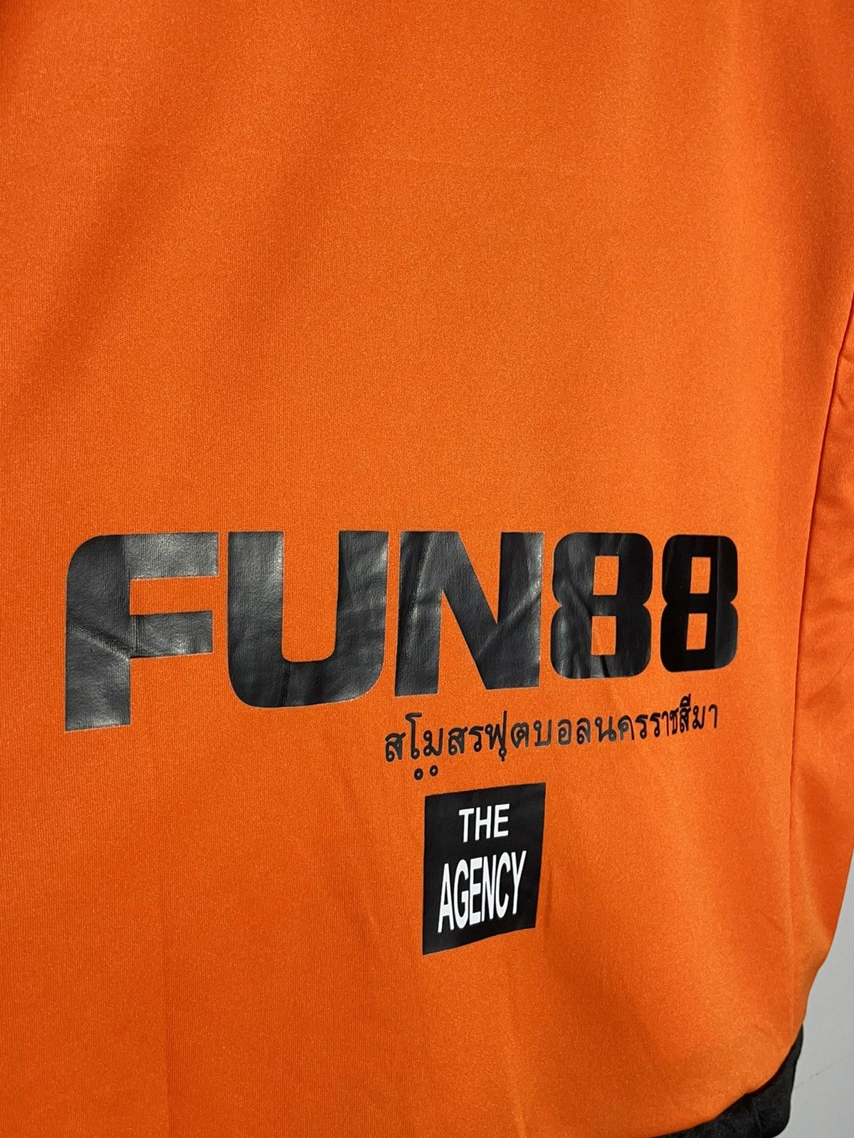 Other Nakhon Ratchasima 2016 Thai League Home Y2k Football Shirt Size US L / EU 52-54 / 3 - 11 Thumbnail