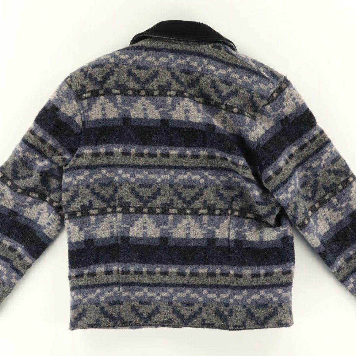 Vintage VTG Woolrich Button Up Blanket Coat Geometric Long Sleeve Jacket Women's M Size M / US 6-8 / IT 42-44 - 4 Thumbnail