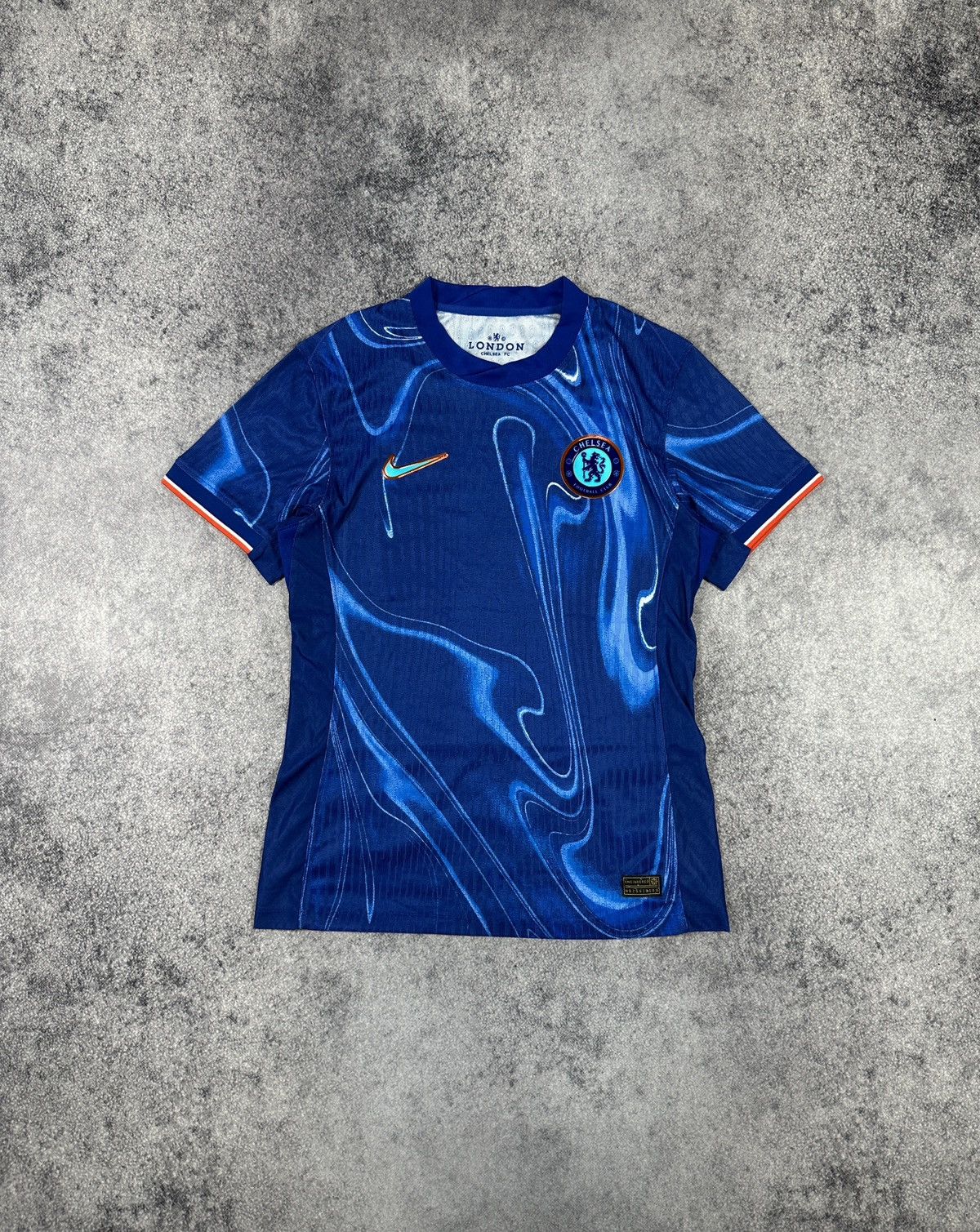 Nike Nike Chelsea Soccer Jersey Streetwear Style Rare M Drill Size US M / EU 48-50 / 2 - 1 Thumbnail
