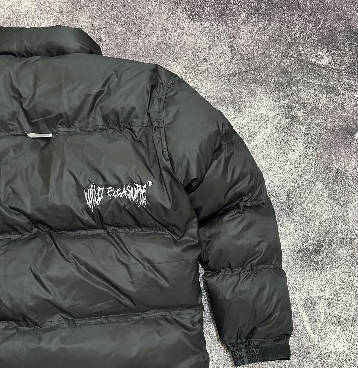 Other Puffer jacket boxy jacket puffer gorpcore carbiner puffer Size US L / EU 52-54 / 3 - 9 Thumbnail