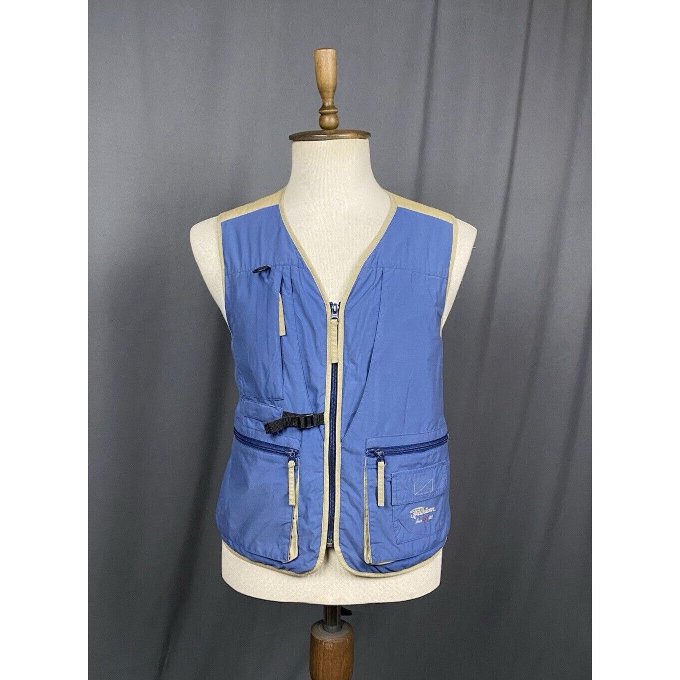 Fjallraven Fjallraven Men's Blue Multipocket Hunting Lightweight Vest S Size US M / EU 48-50 / 2 - 1 Thumbnail