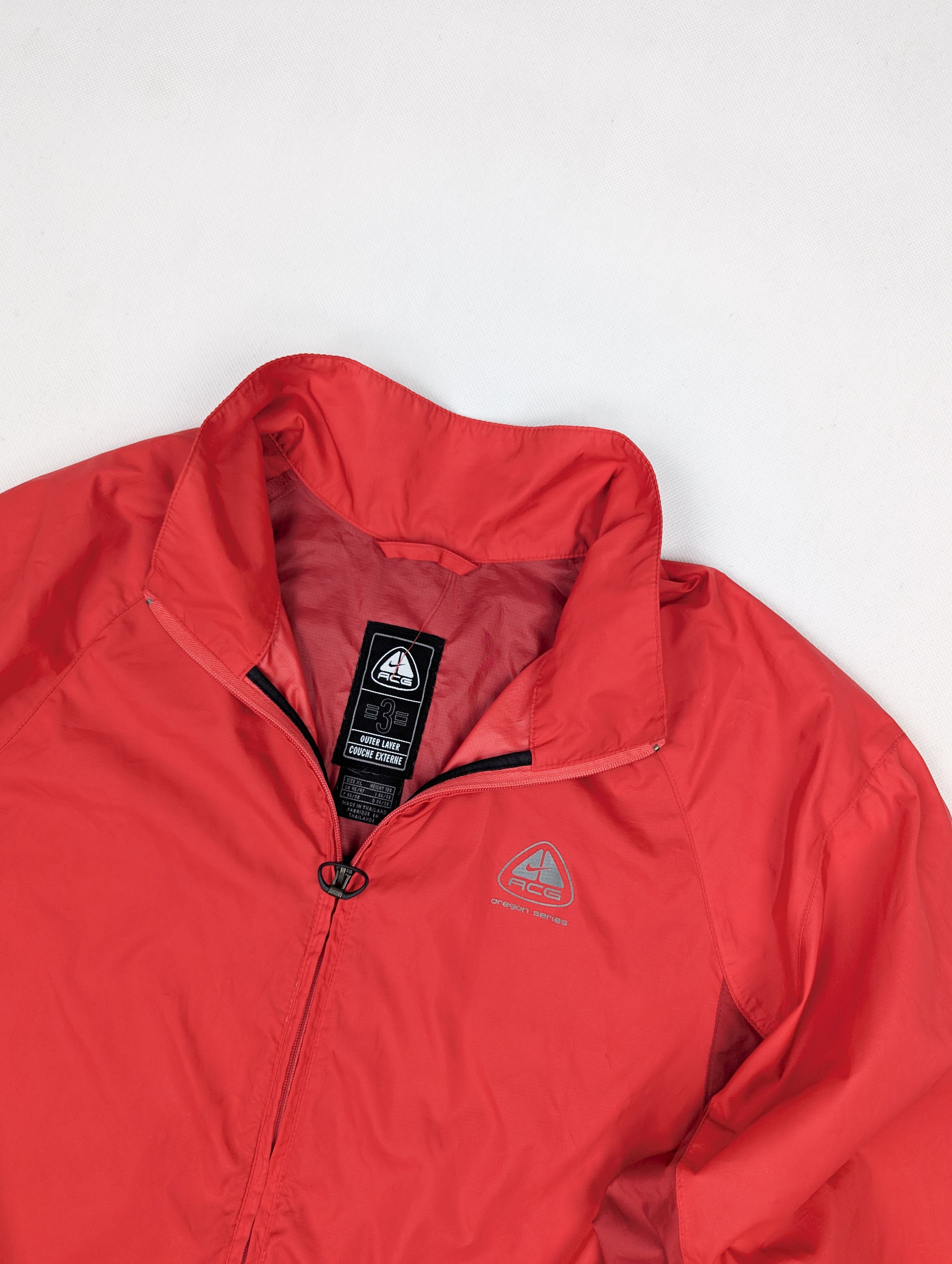 Nike ACG Nike ACG red light jacket XL Size US XL / EU 56 / 4 - 2 Thumbnail