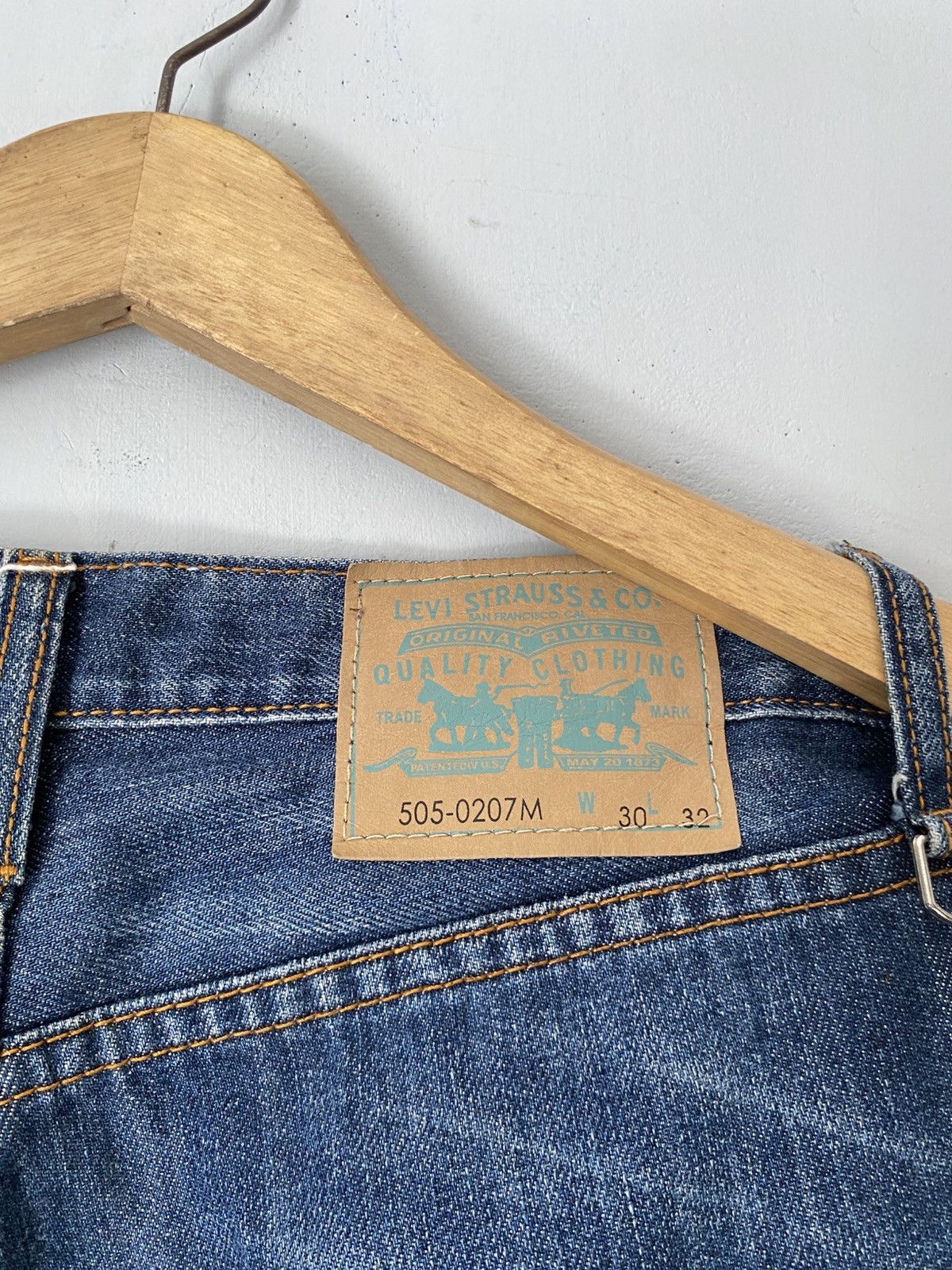Fragment Design × Undercover Levis x Hiroshi fujiwara fragment design distressed jeans Size US 30 / EU 46 - 8 Thumbnail