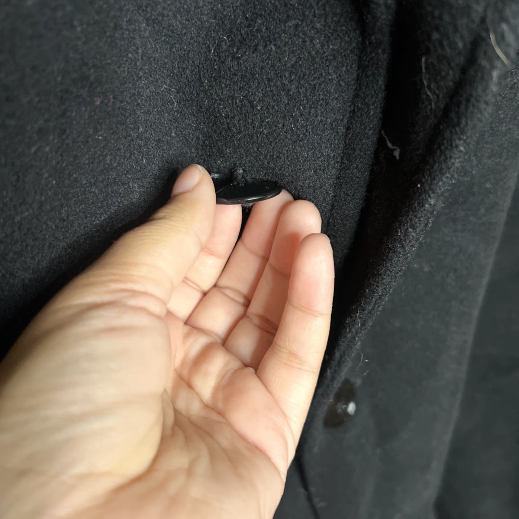 Vintage VINTAGE Christian Aujard Cashmere Blend Overcoat Coat 48R Black Men Wool Long Winter Overcoat European Brand Mens Size US M / EU 48-50 / 2 - 3 Thumbnail
