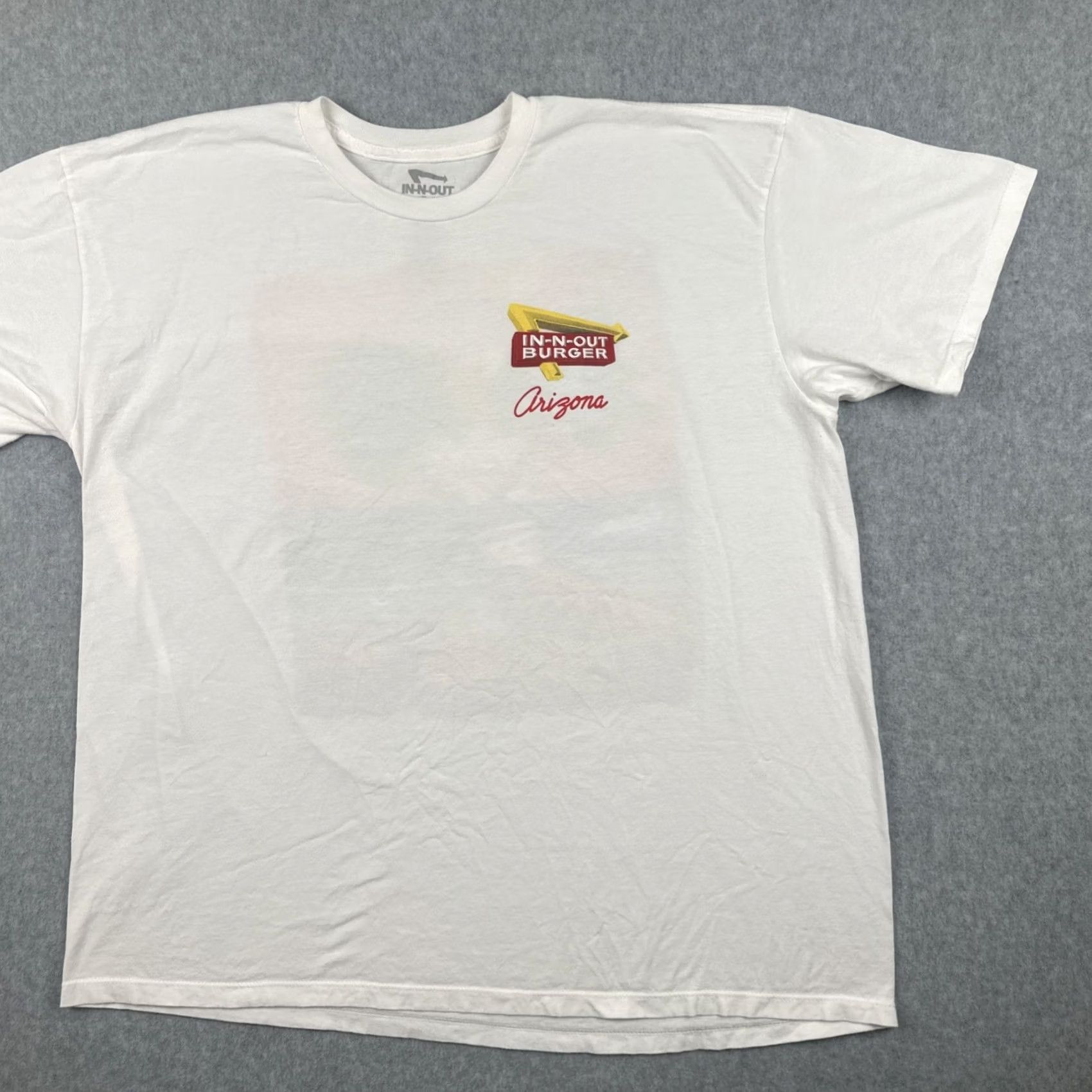 Vintage VINTAGE In-N-Out Burger XXL White T Shirt Graphic Print Tee 2015 Sean Ellingson Mens Short Sleeve Crew Neck Shirt Size US XXL / EU 58 / 5 - 3 Thumbnail