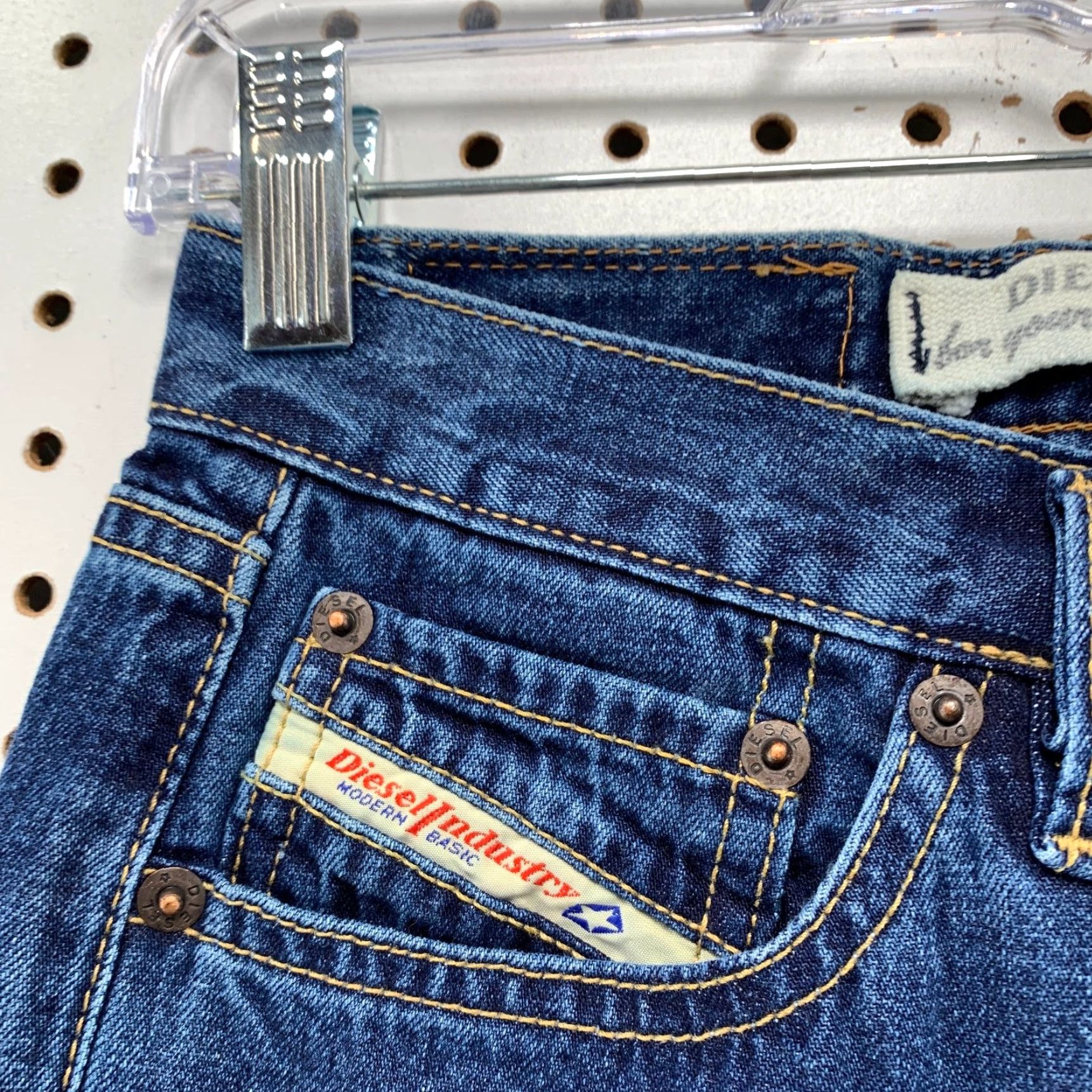 Diesel VINTAGE Diesel RR55 Denim Jeans Mens 26x31 LUSTER Basic Straight Italy NEW Size US 26 / EU 42 - 4 Thumbnail