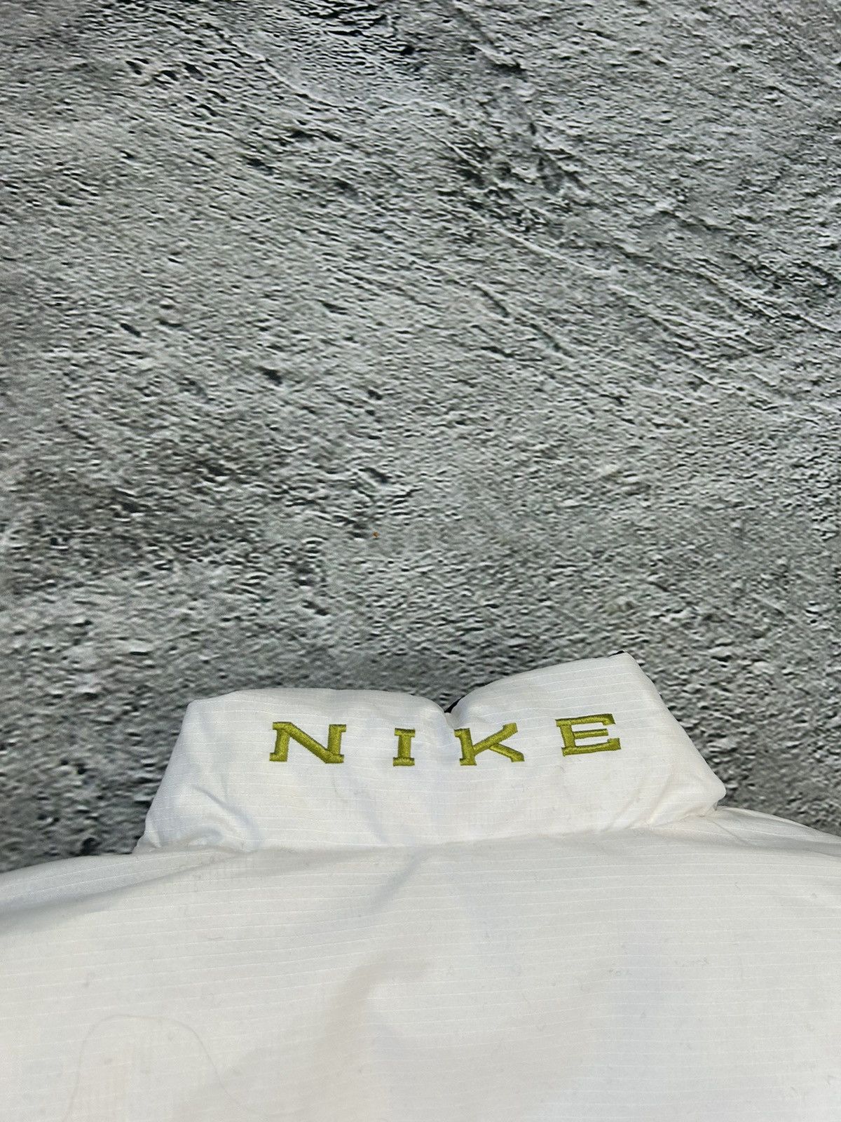 Nike × Vintage Nike black puffer jacket big logo reversible vintage 90s Size US S / EU 44-46 / 1 - 10 Thumbnail