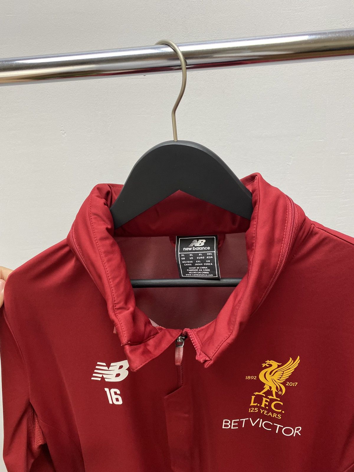 New Balance New balance #16 Grujic Liverpool Windbreaker Jacket Size US XL / EU 56 / 4 - 25 Thumbnail