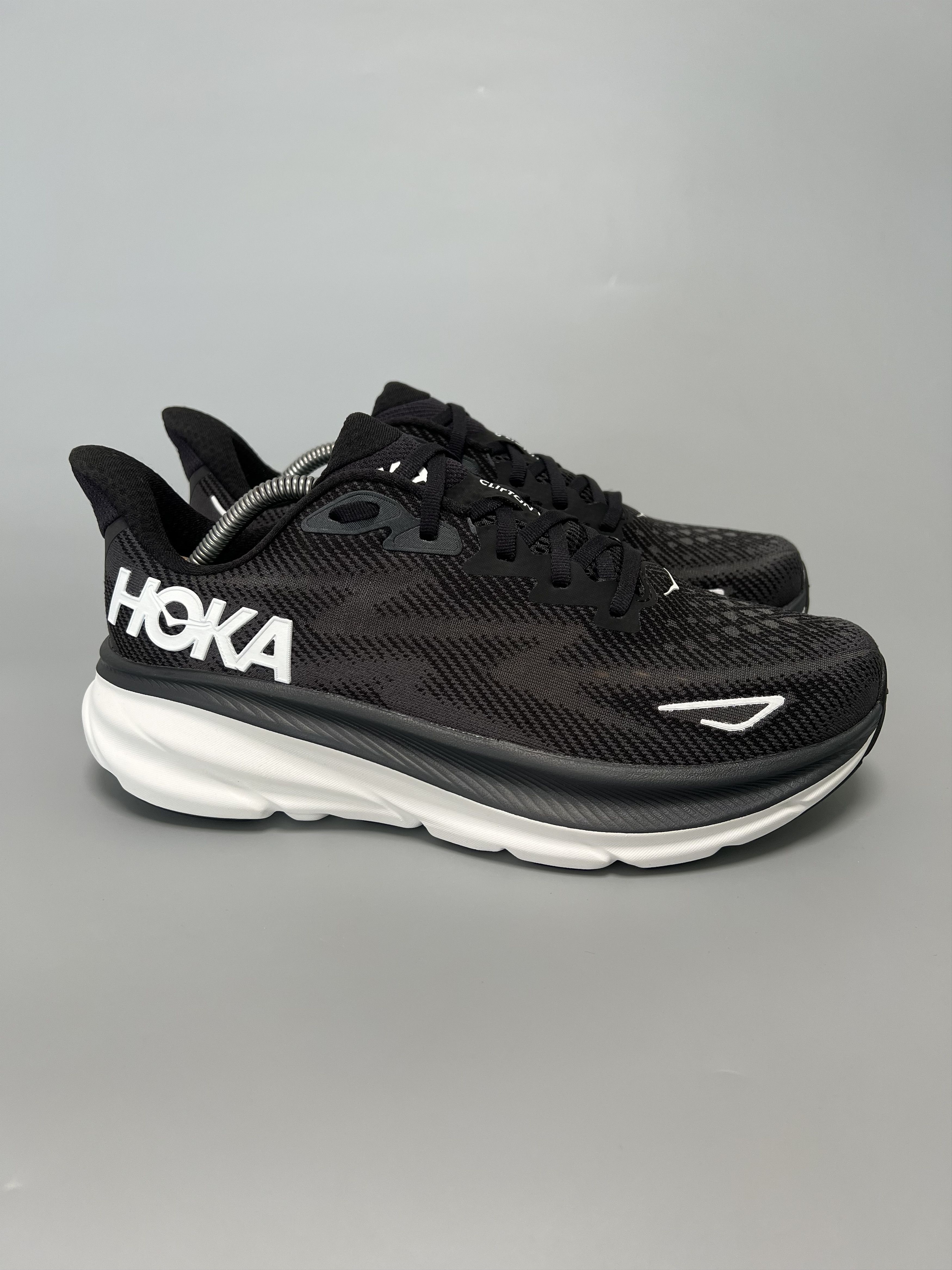 Hoka 10B Hoka One One Clifton 9 Women's Running Shoes Walking Gym Size US 10 / IT 40 - 1 Thumbnail