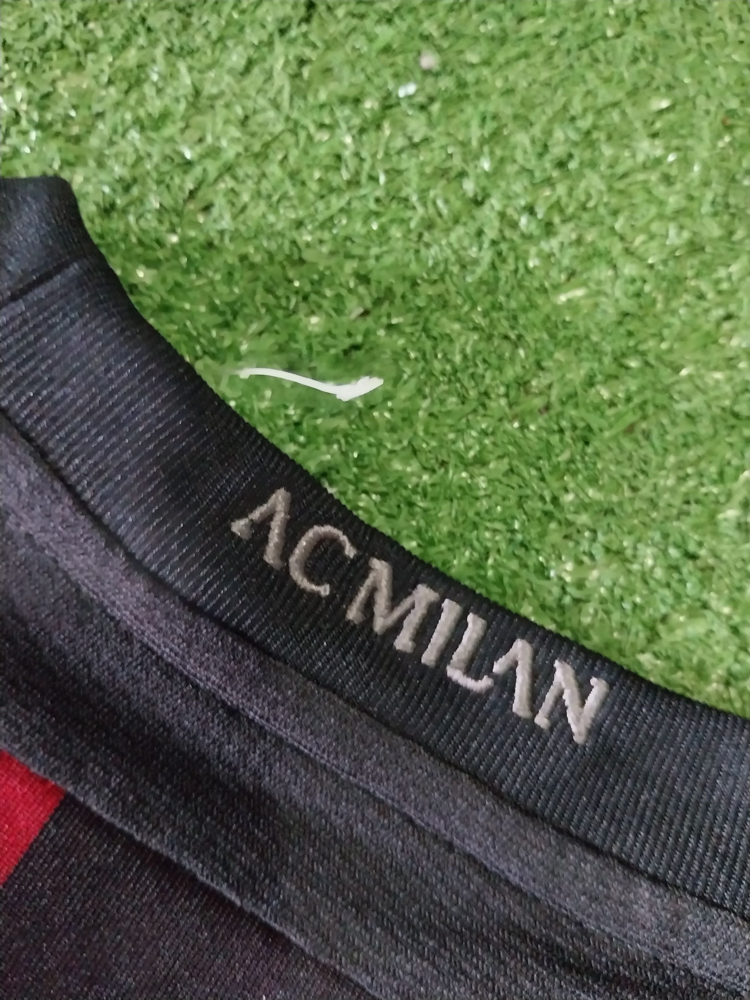 Adidas Ac milan home 2015/2016 balotelli jersey football Size US M / EU 48-50 / 2 - 9 Thumbnail