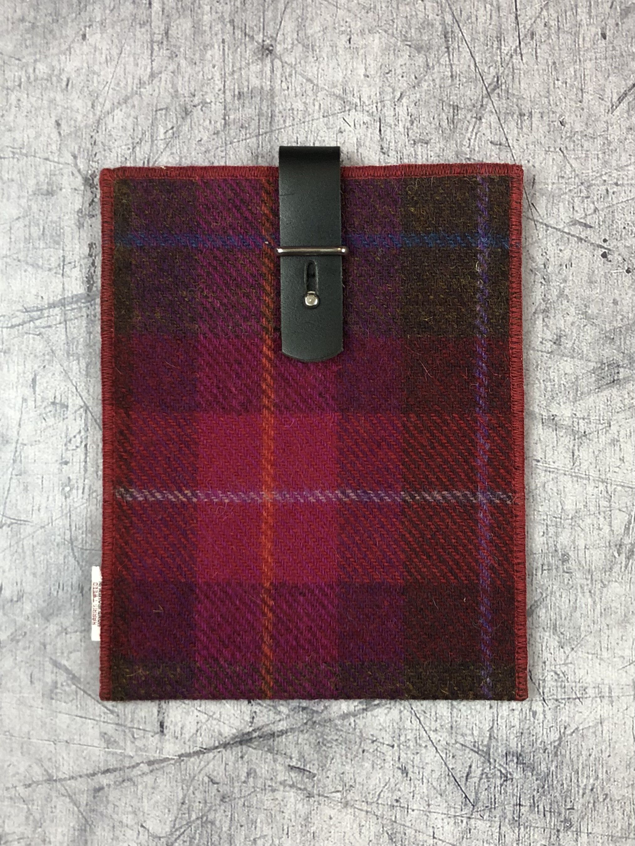 Harris Tweed Harris Tweed Bertie Girl handmade Plaid Case Size ONE SIZE - 1 Thumbnail