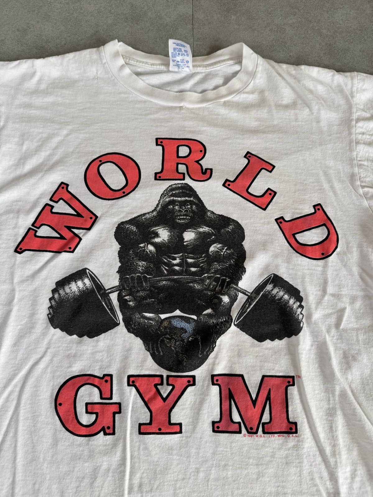 Other *RARE* VINTAGE 1991 80s 90s TEE WORLD GYM T-SHIRT GORILLA Size US L / EU 52-54 / 3 - 3 Thumbnail