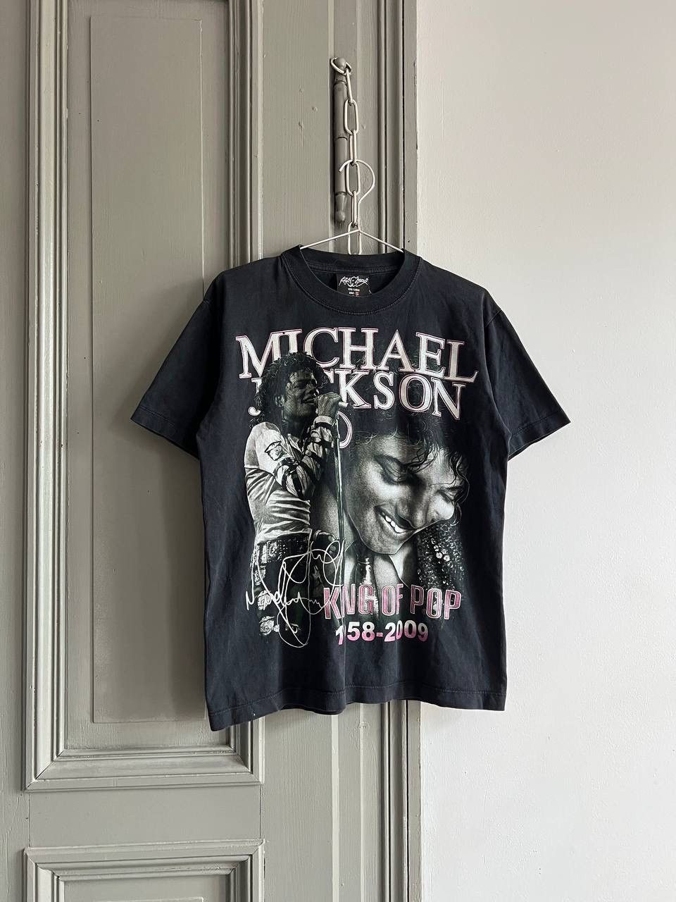 Band Tees × Michael Jackson Michael Jackson 1958-2009 King Of Pop Singer Promo Tee Band Size US M / EU 48-50 / 2 - 3 Thumbnail