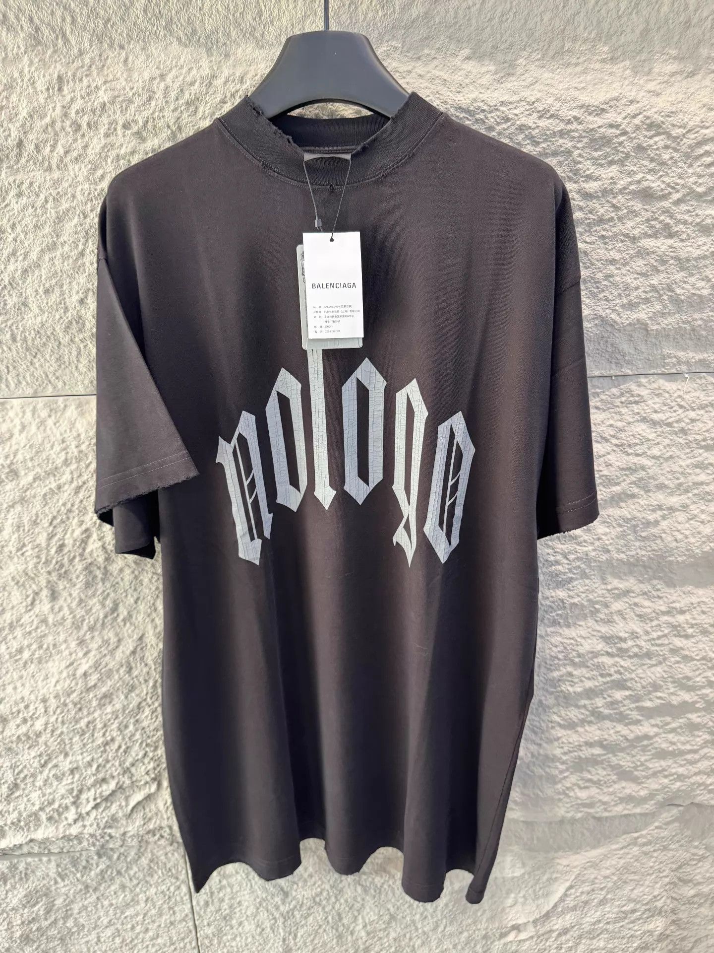 Balenciaga Balenciaga 24ss No Logo Cracked Print Oversized T Black Size US S / EU 44-46 / 1 - 1 Thumbnail