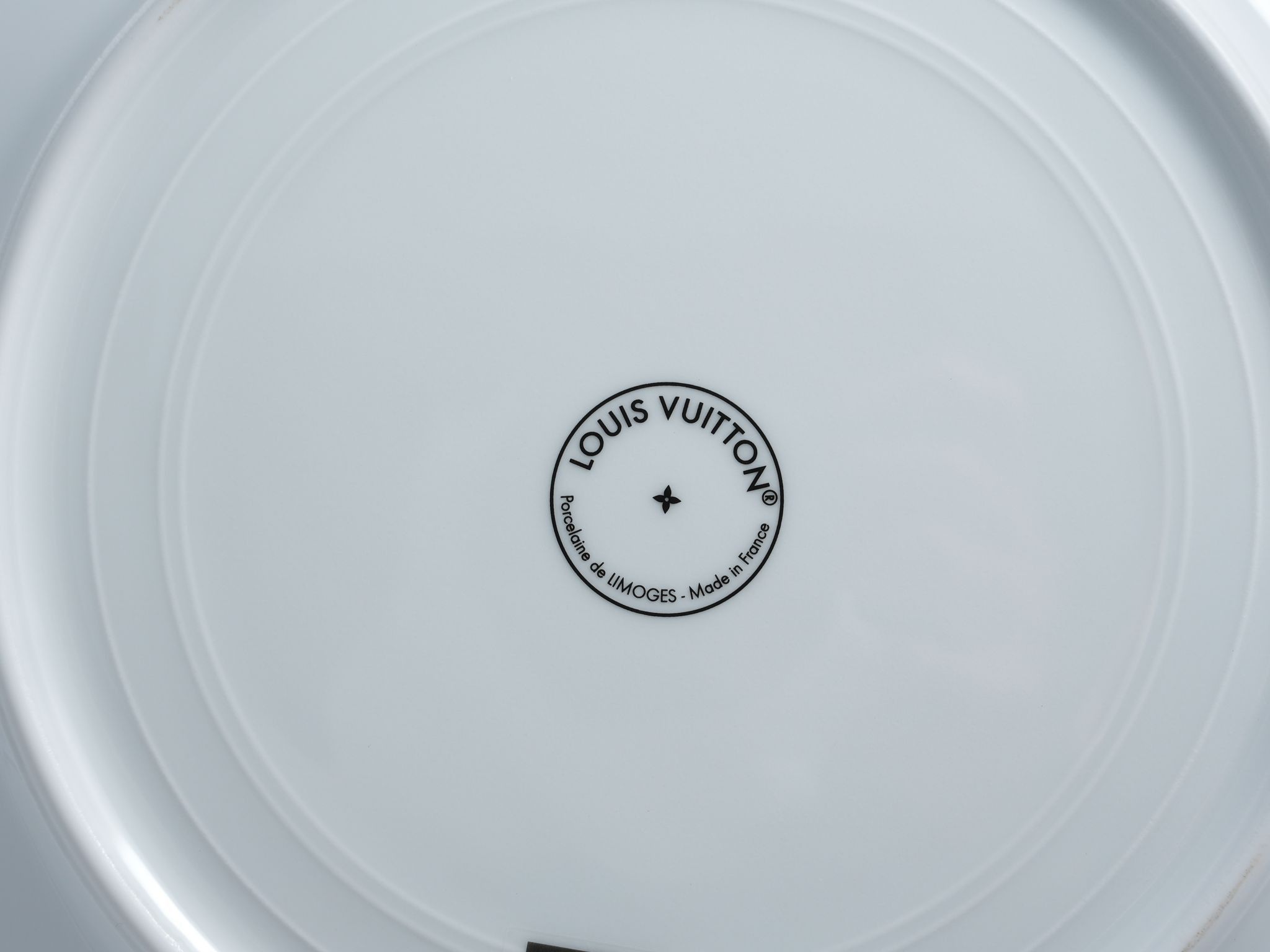 Louis Vuitton Louis Vuitton Dinner Plate 27 cm porcelain Monogram flower Size ONE SIZE - 10 Thumbnail