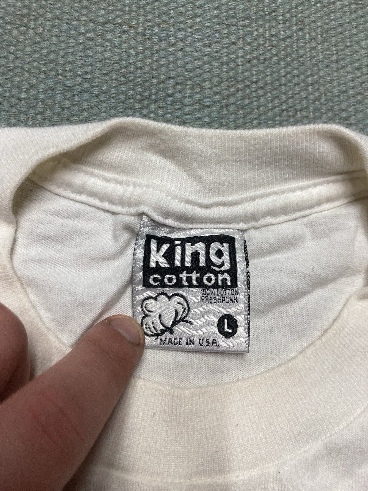 Vintage VTG 90s t shirt Brazen dark tanning carrot oil skincare L/XL Size US XL / EU 56 / 4 - 8 Thumbnail
