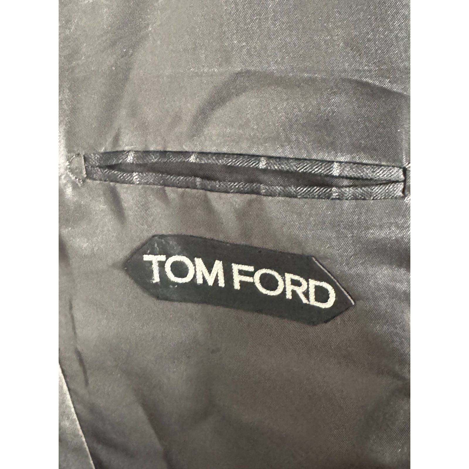 Tom Ford Tom Ford Gray Herringbone Peak Lapel Suit Jacket 46IT 38R Size 38R - 4 Thumbnail