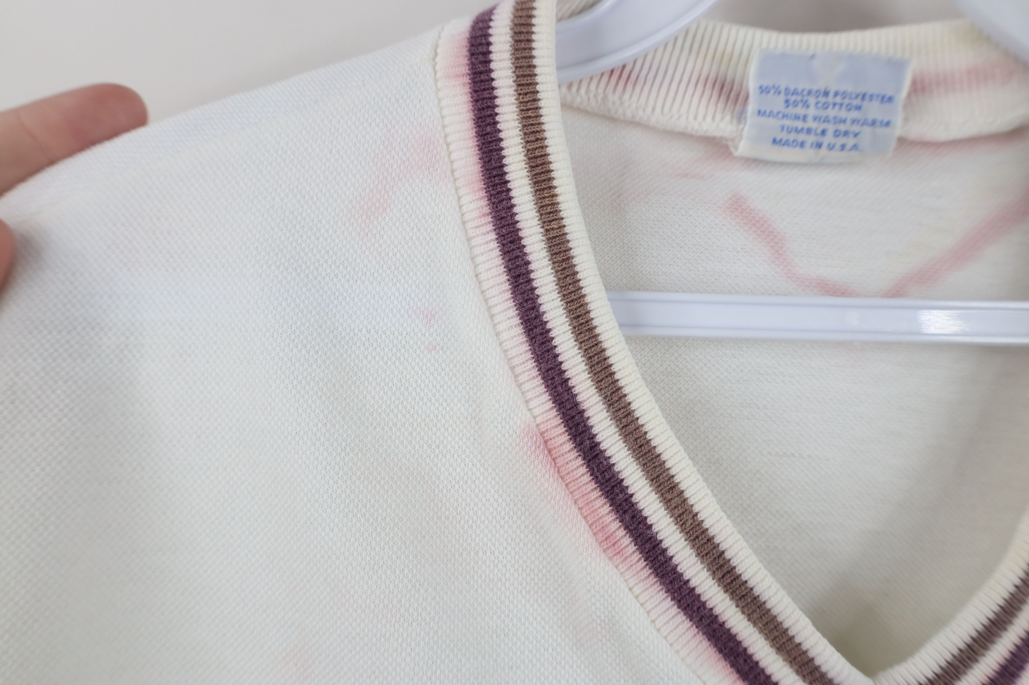 Vintage Vintage 70s Streetwear Tennis Knit V-Neck T-Shirt USA Size US L / EU 52-54 / 3 - 6 Thumbnail