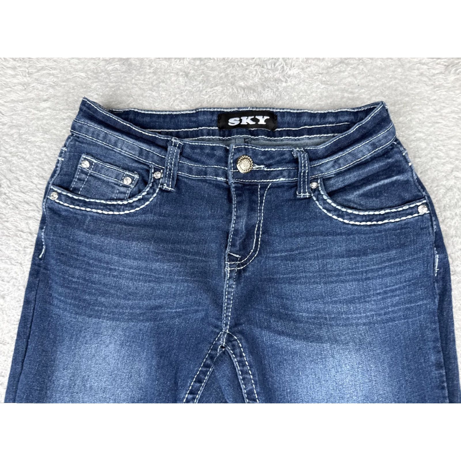 Vintage Sky Jeans Juniors 7 Blue Med Wash Low Rise Flared Stretch Rhinestone Pockets 5-Pocket Denim Slim Women's Size 28" / US 6 / IT 42 - 4 Thumbnail