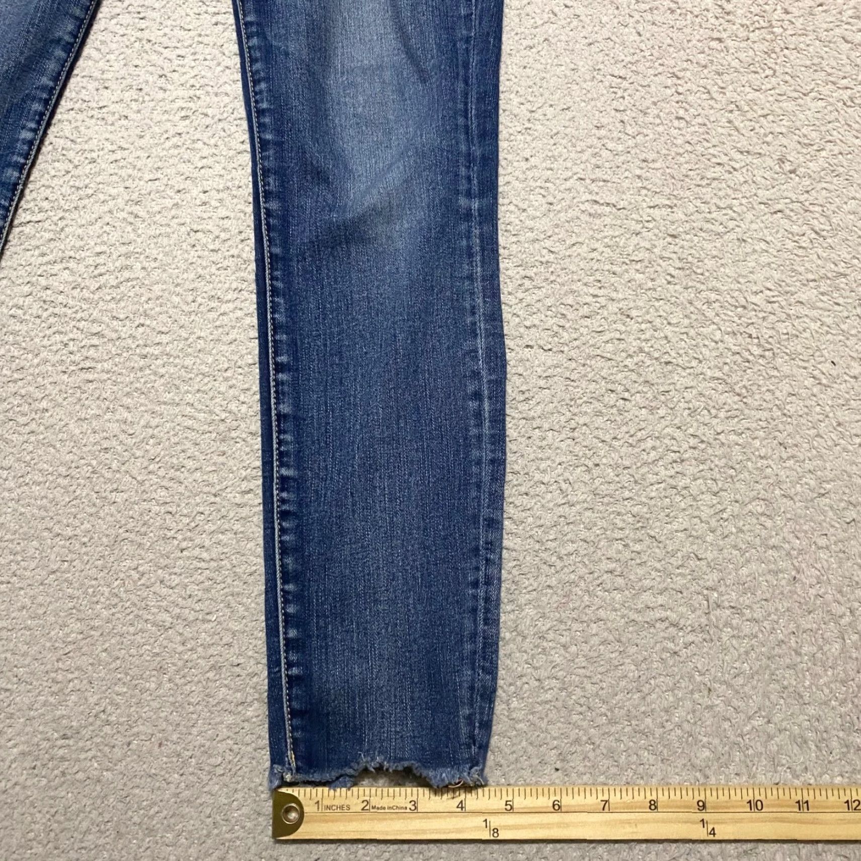 American Eagle Outfitters American Eagle Outfitters Jeans 8 Tall Blue Denim High Rise Jegging Crop Raw Hem Womens Jeans Regular Fit 28 in inseam Size 30" / US 8 / IT 44 - 2 Thumbnail
