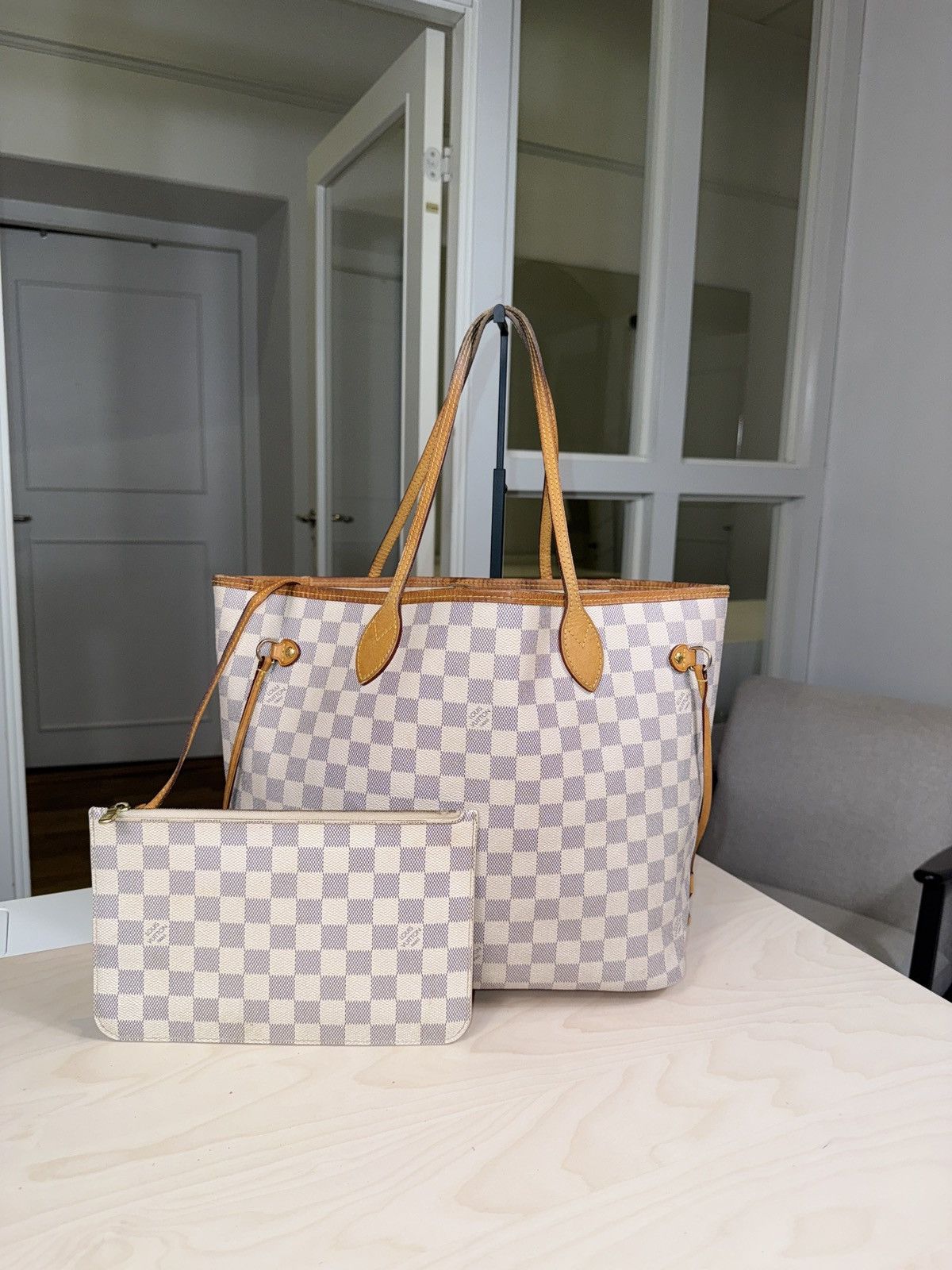 Louis Vuitton Louis Vuitton Neverfull Damier Azure MM Size ONE SIZE - 1 Thumbnail