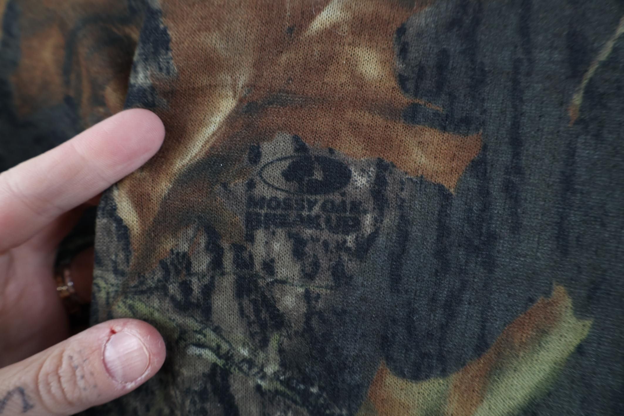 Vintage Vintage 90s Streetwear Mossy Oak Camouflage Thermal T-Shirt Size US XXL / EU 58 / 5 - 7 Thumbnail