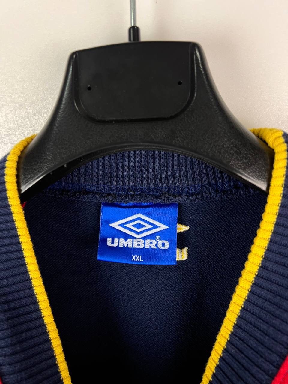 Umbro Umbro 90s vintage sweatshirt size XXL Size US XXL / EU 58 / 5 - 3 Thumbnail