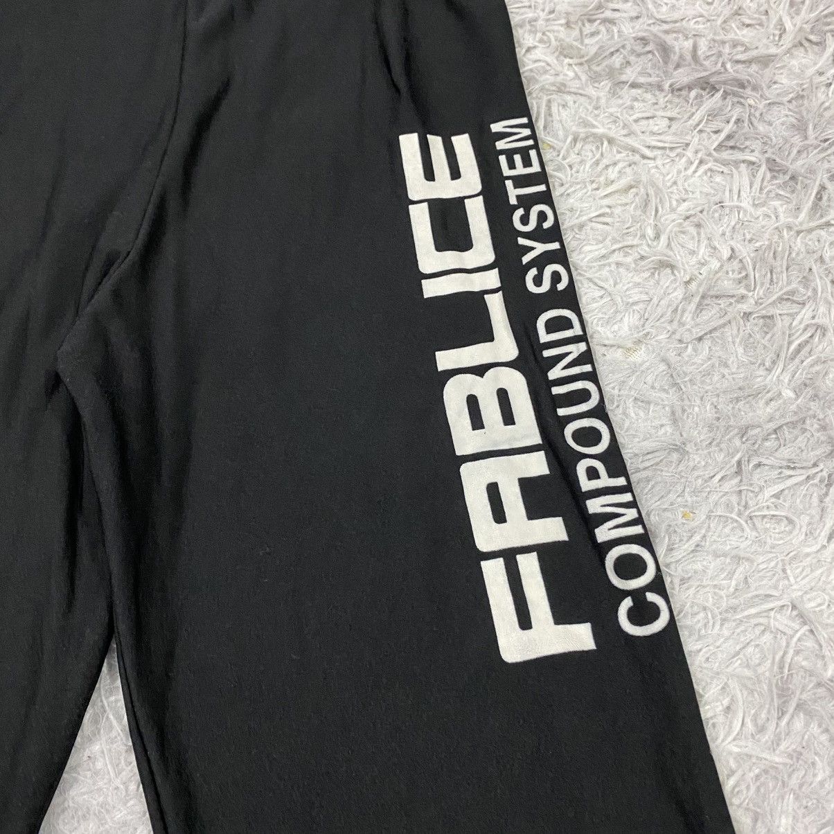 Fabletics × Japanese Brand × Vintage Fable compound system tight running Size US 27 - 2 Thumbnail