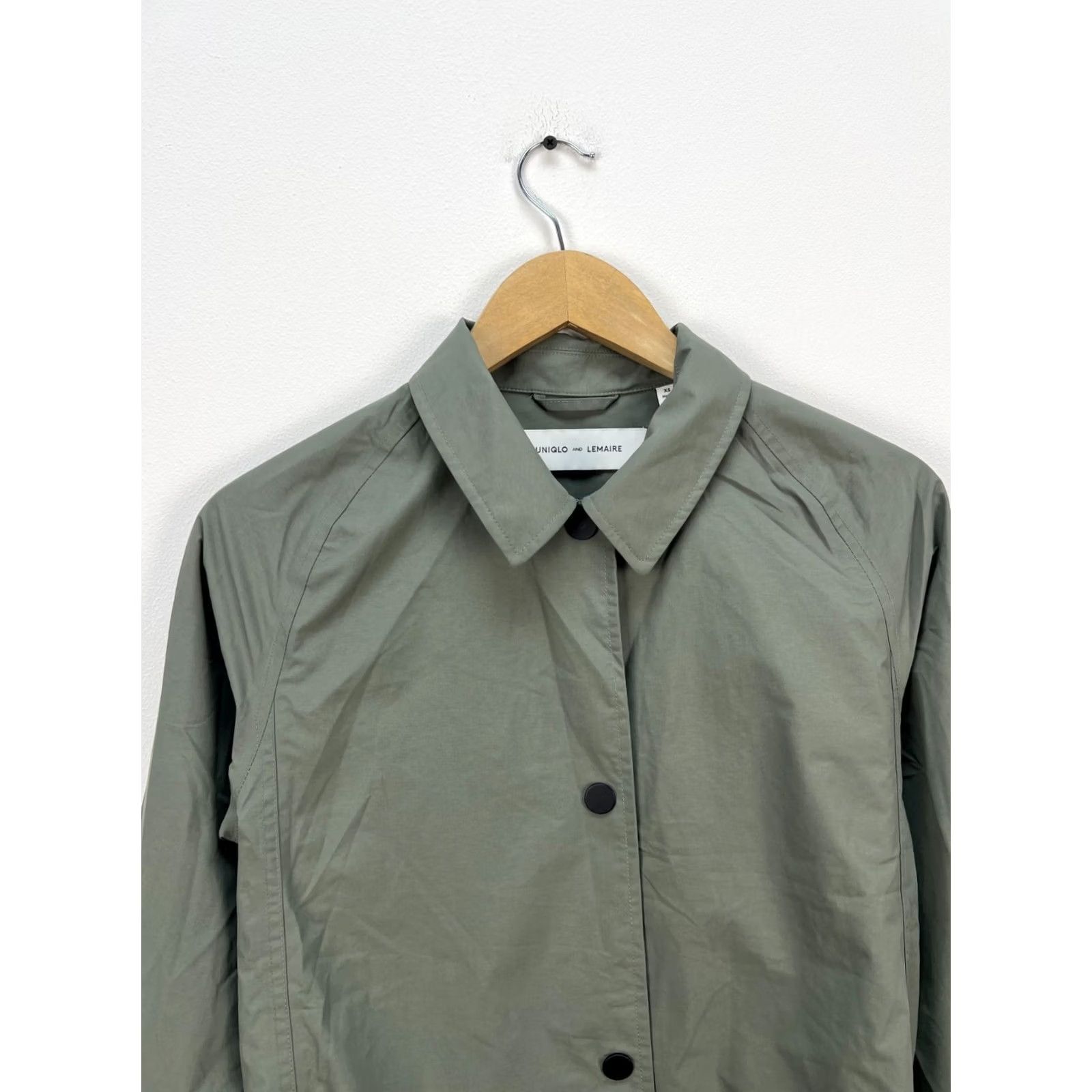 Uniqlo Uniqlo X Lemaire Rain Trench Coat Jacket Womens XS/S Olive Brown Nylon Belted Long Sleeve Snap Closure Water-Resistant Trench Coat Womens XS S Size XS / US 0-2 / IT 36-38 - 2 Thumbnail