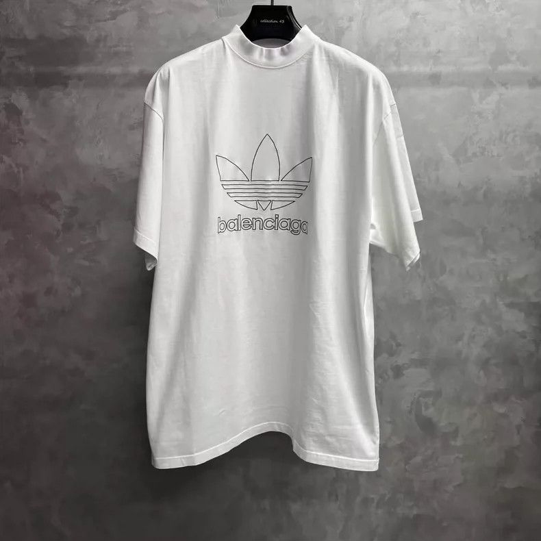 Balenciaga Balenciaga Adidas Logo Short Sleeve T-Shirt-dmc Size US S / EU 44-46 / 1 - 1 Thumbnail
