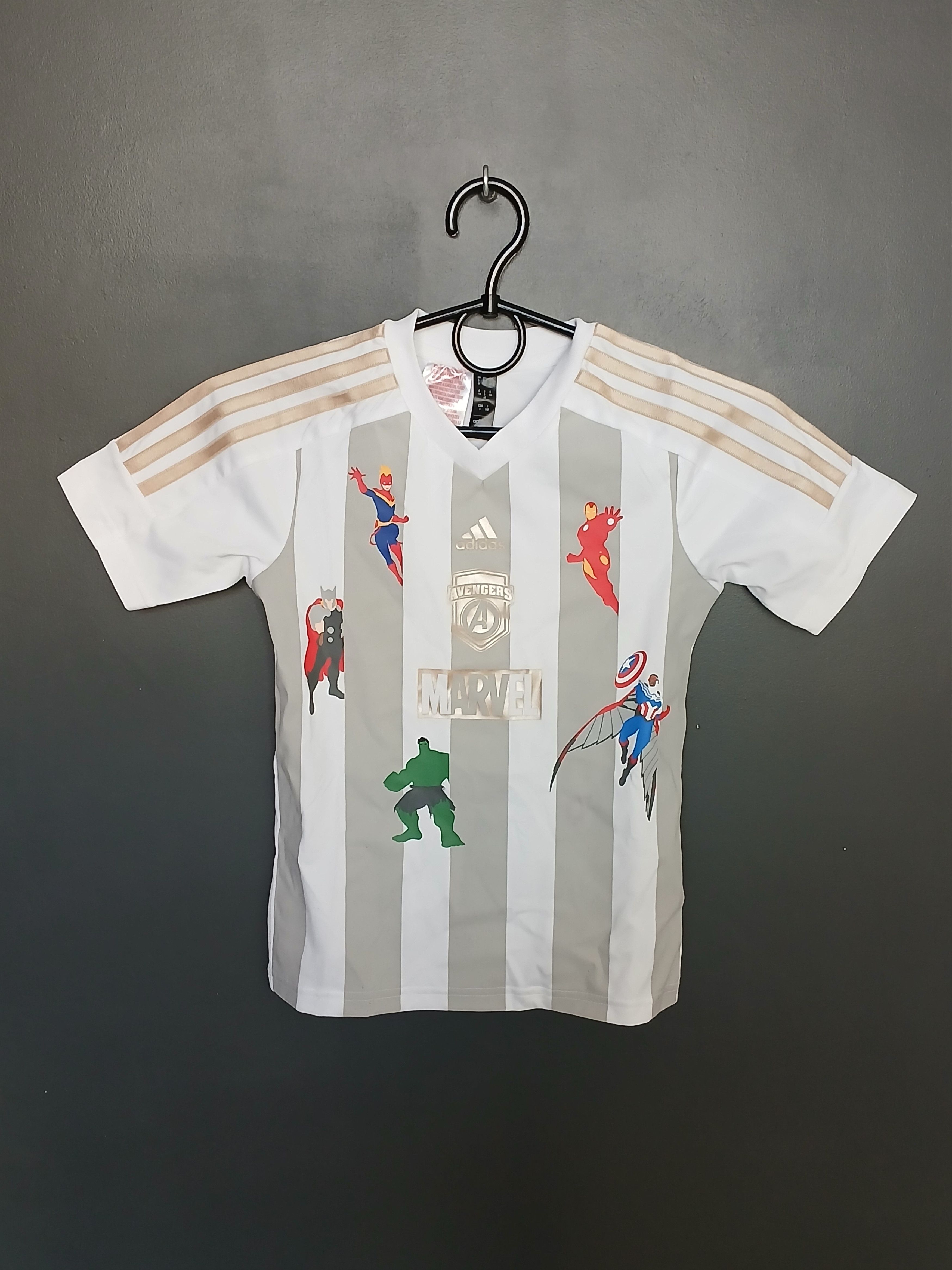 Adidas KIDS Adidas Marvel Avengers Football Jersey T-Shirt Size US XXS / EU 40 - 1 Thumbnail