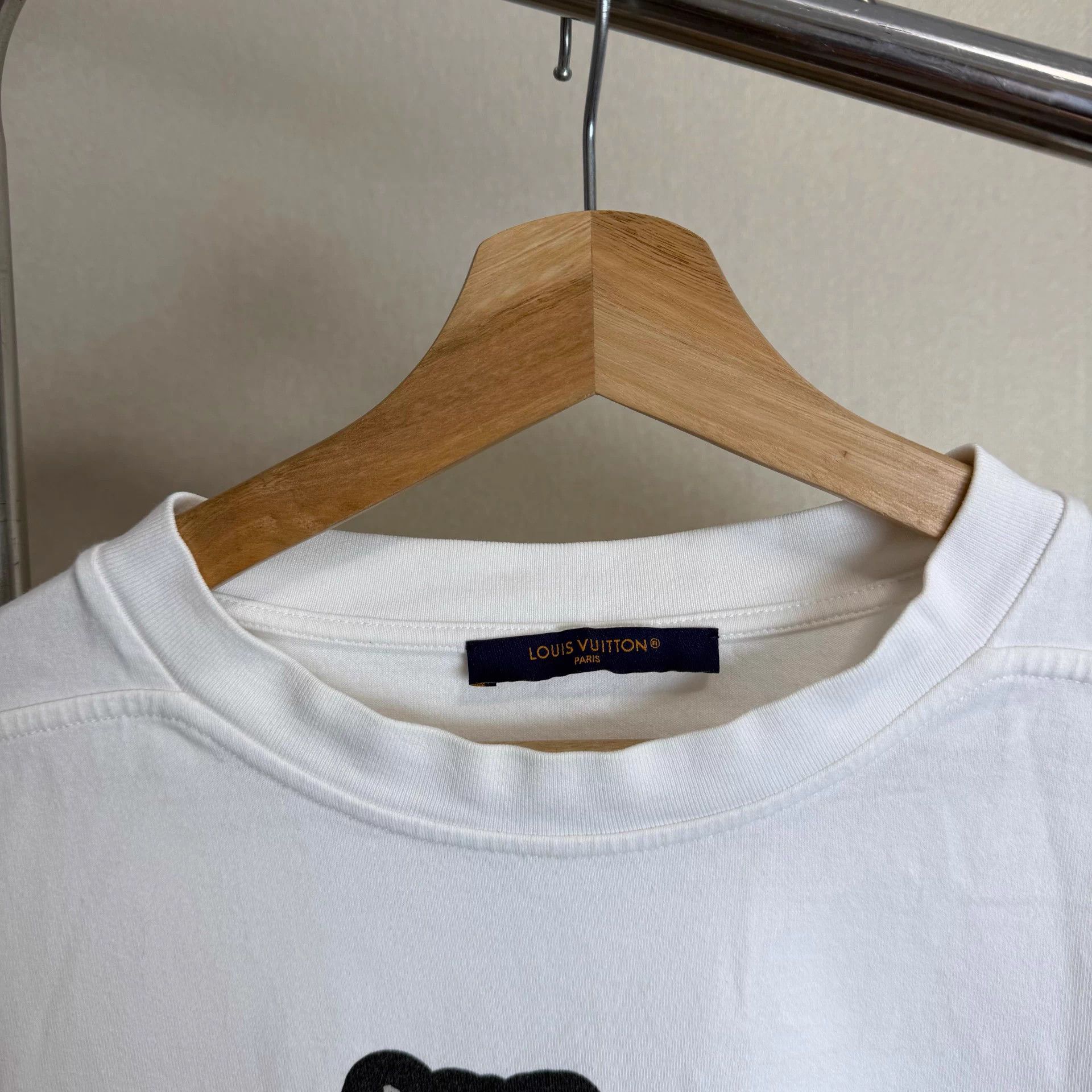 Louis Vuitton LV FW22 house print short-sleeve Tee men white 4L Size US XXL / EU 58 / 5 - 3 Thumbnail