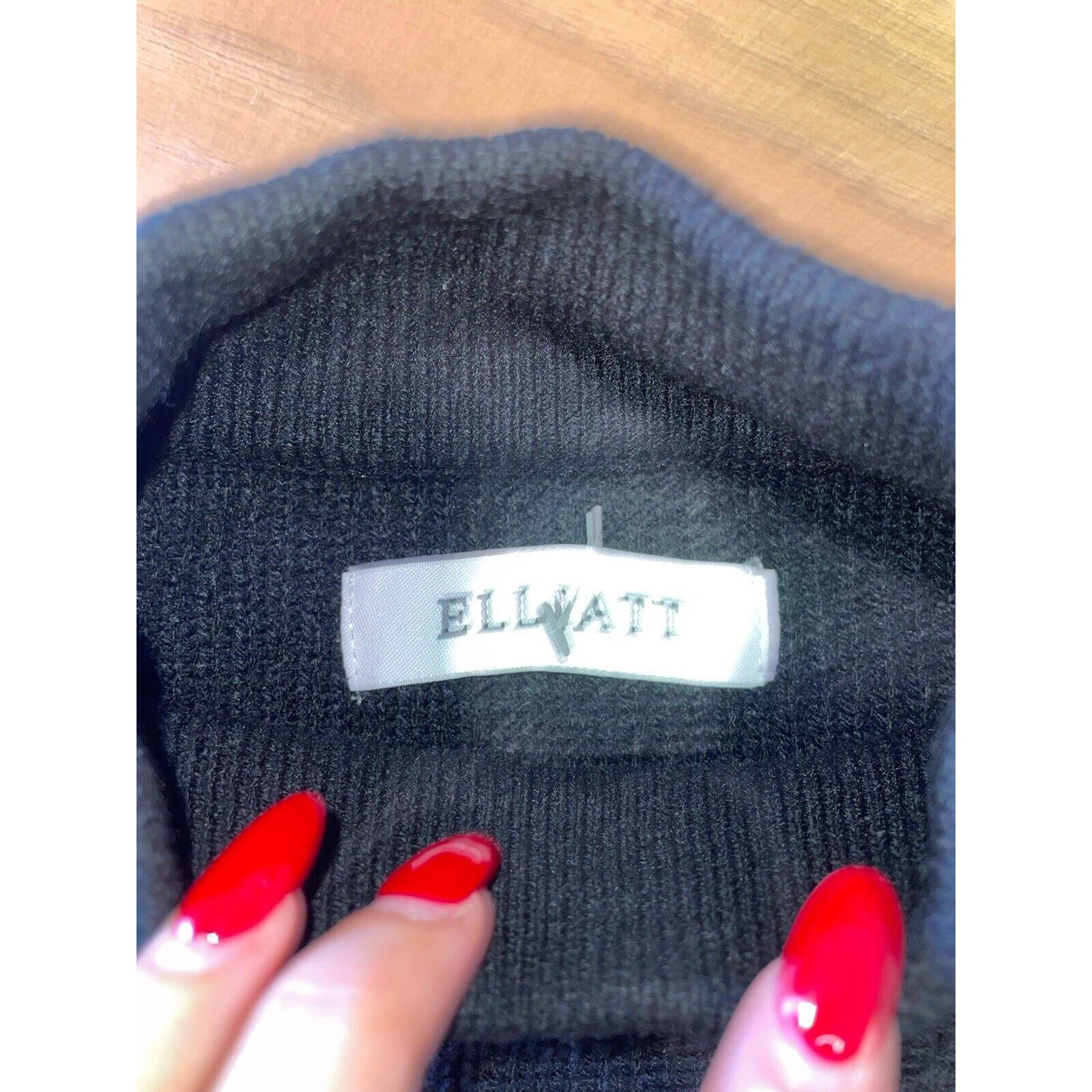 ELLIATT Elliatt Ruth Turtleneck Pearl Knit Sweater Balloon Sleeve S Size S / US 4 / IT 40 - 21 Thumbnail