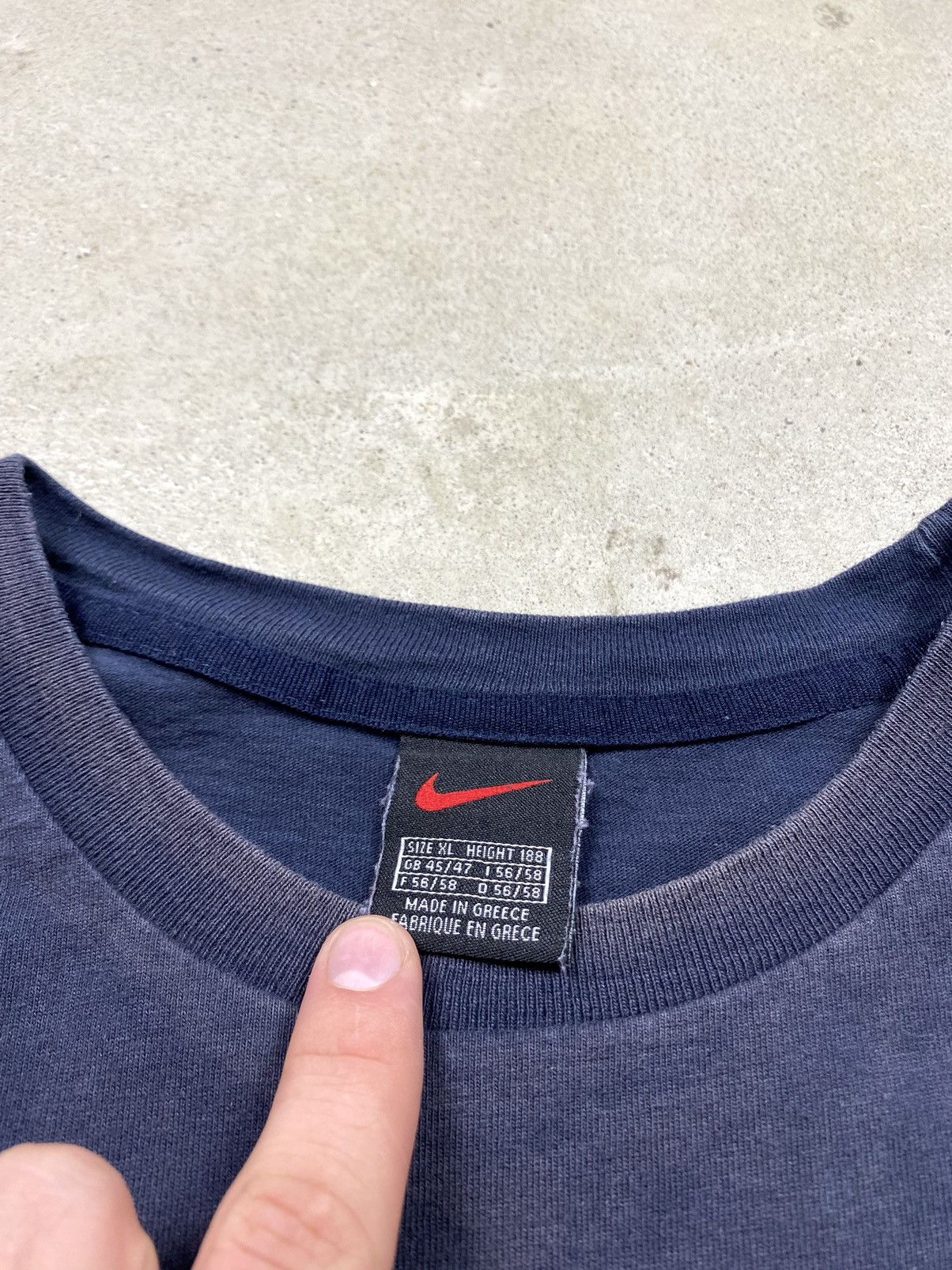 Nike Y2K 90’s Vintage Nike SunFaded Tee T Shirt Tn Zm Hype Size US XL / EU 56 / 4 - 8 Thumbnail