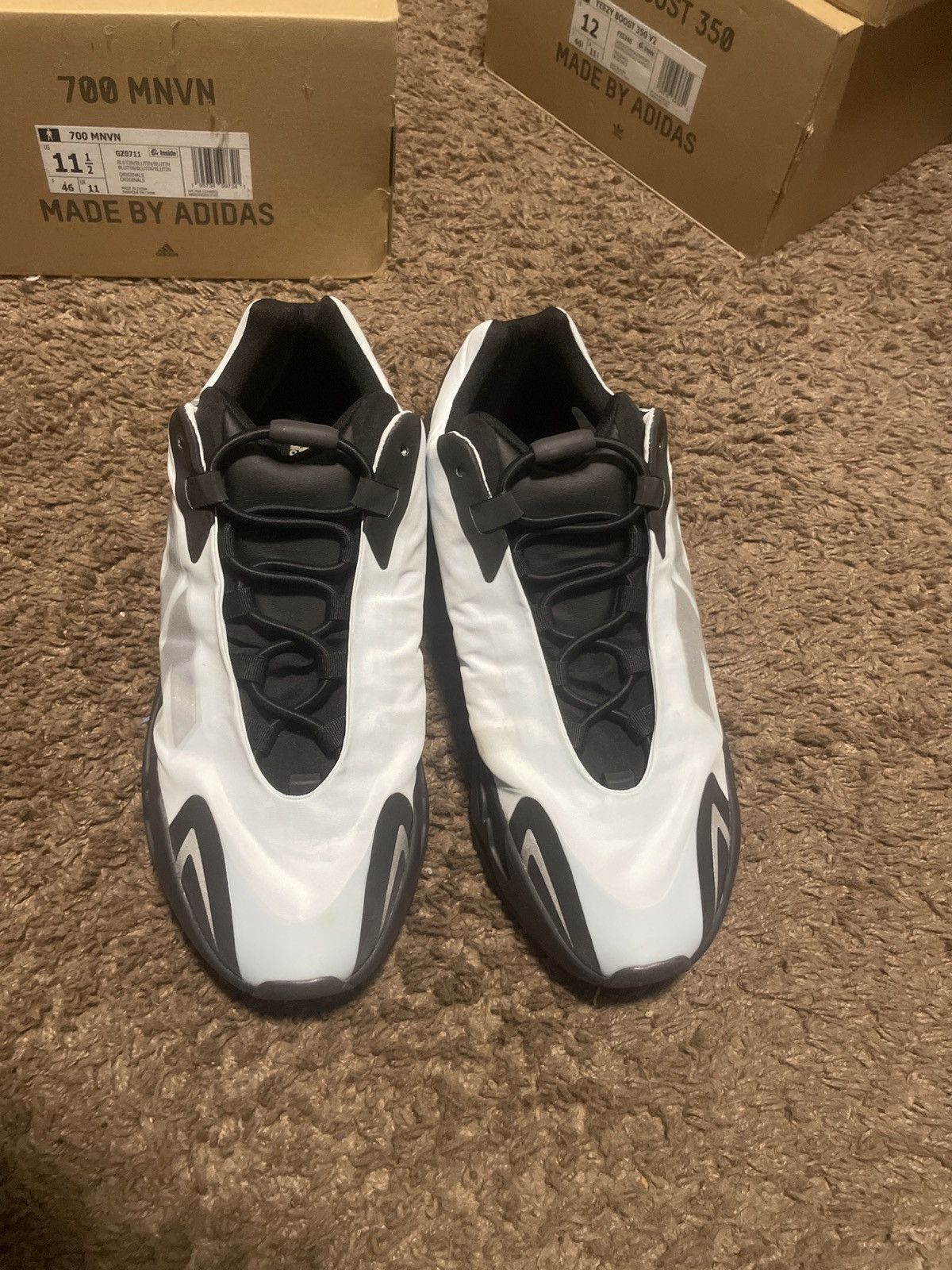 Adidas Yeezy 700 mnvn blutin Size US 11.5 / EU 44-45 - 2 Thumbnail