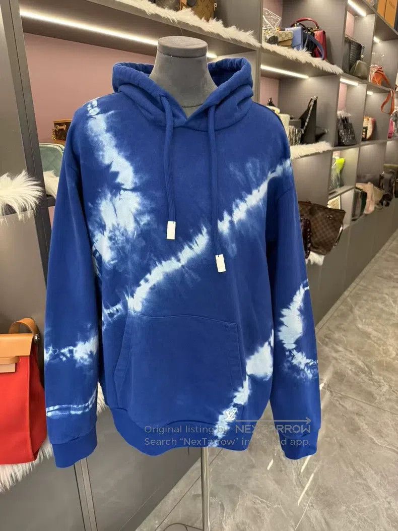 Louis Vuitton Louis Vuitton Blue tie-dye hoodie sweatshirt Size US XL / EU 56 / 4 - 3 Thumbnail