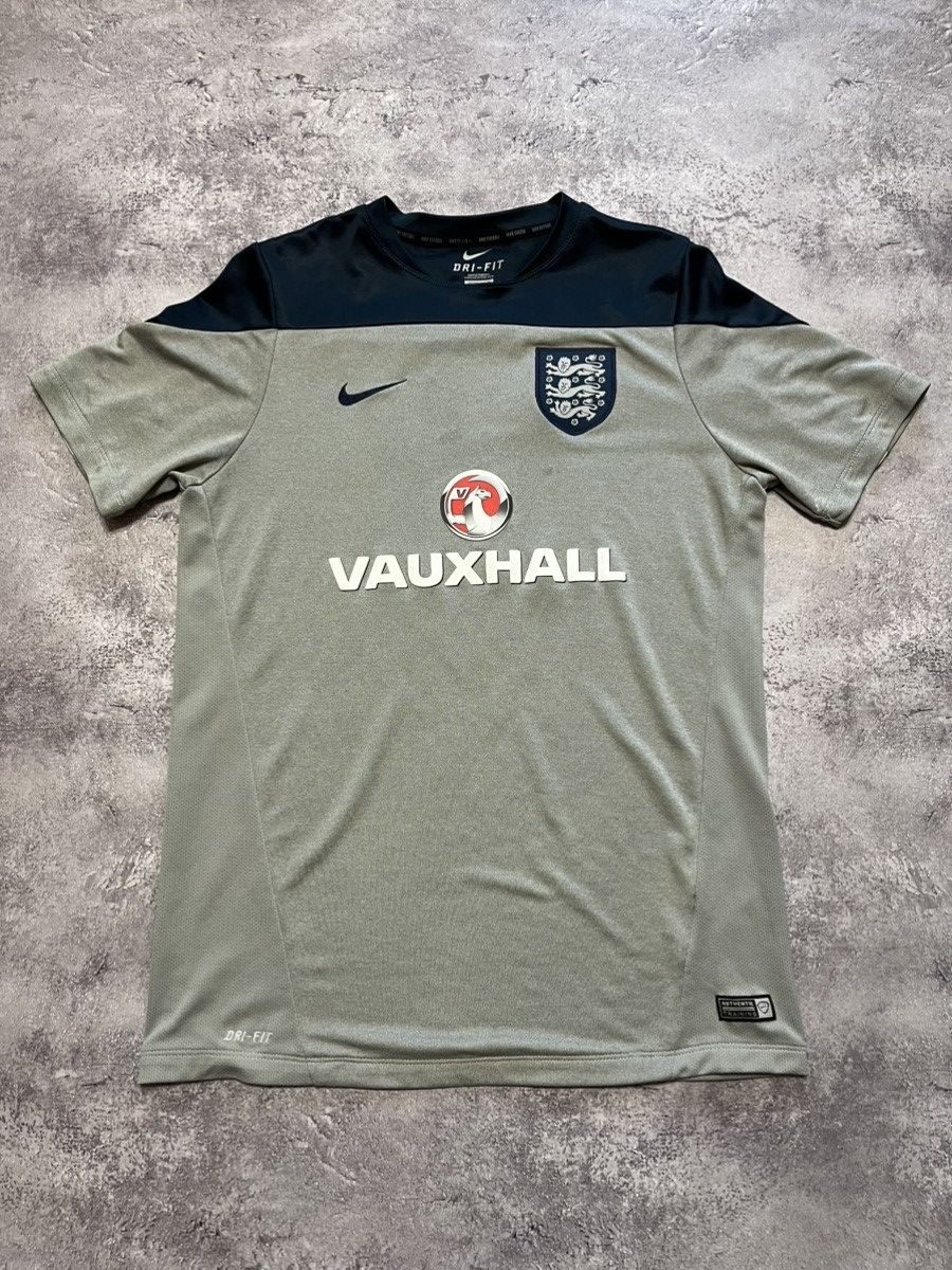 Nike Nike England 2014/2015 training soccer jersey Size US L / EU 52-54 / 3 - 1 Thumbnail