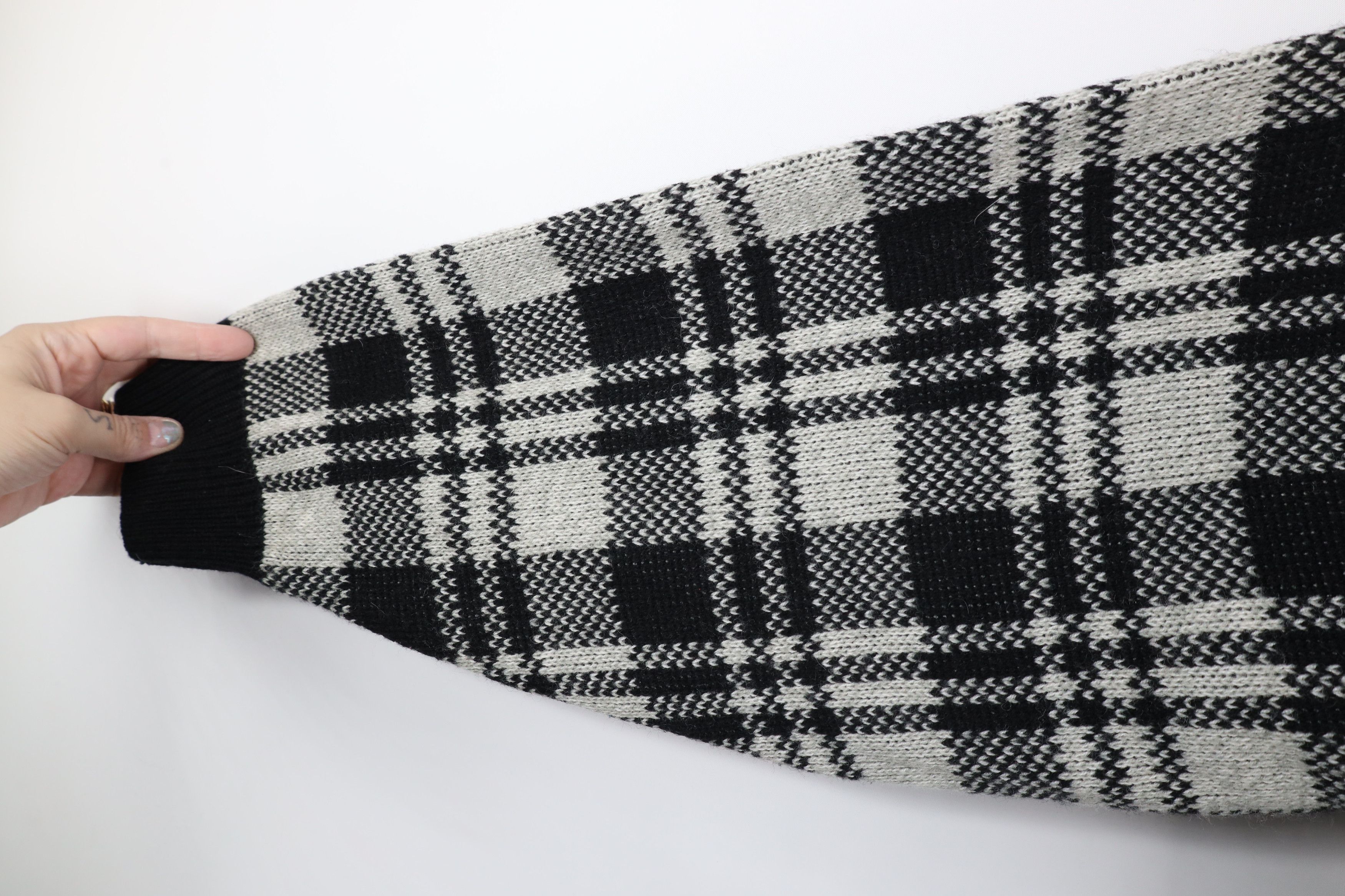 Vintage Vintage 90s Streetwear Nature Duck Crewneck Sweater Plaid Size US XL / EU 56 / 4 - 6 Thumbnail