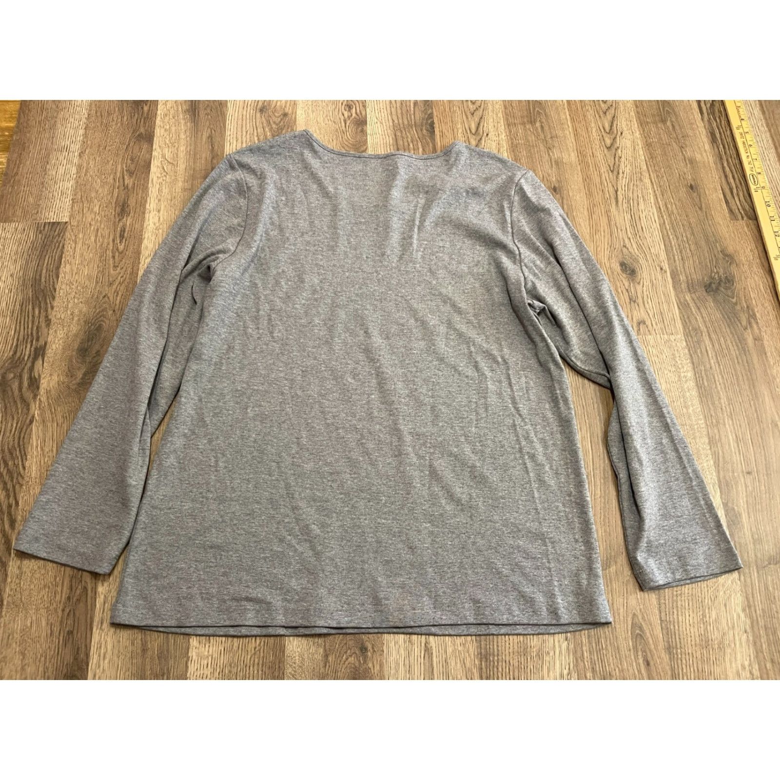 Vintage **Cj Banks Gray Women's Large Long Sleeve T-Shirt Layer Your Look** User: Cj Banks Gray Women's Large Long Sleeve T-Shirt Layer Your Look Size L / US 10 / IT 46 - 2 Thumbnail