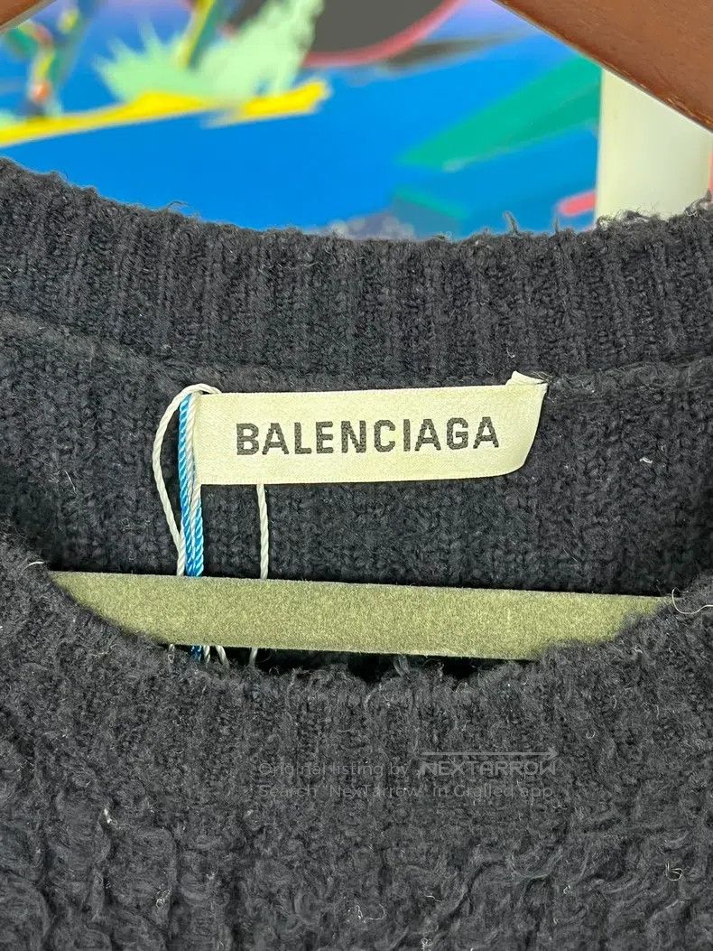 Balenciaga Balenciaga Black Embroidered Logo Sweater Size US XS / EU 42 / 0 - 4 Thumbnail